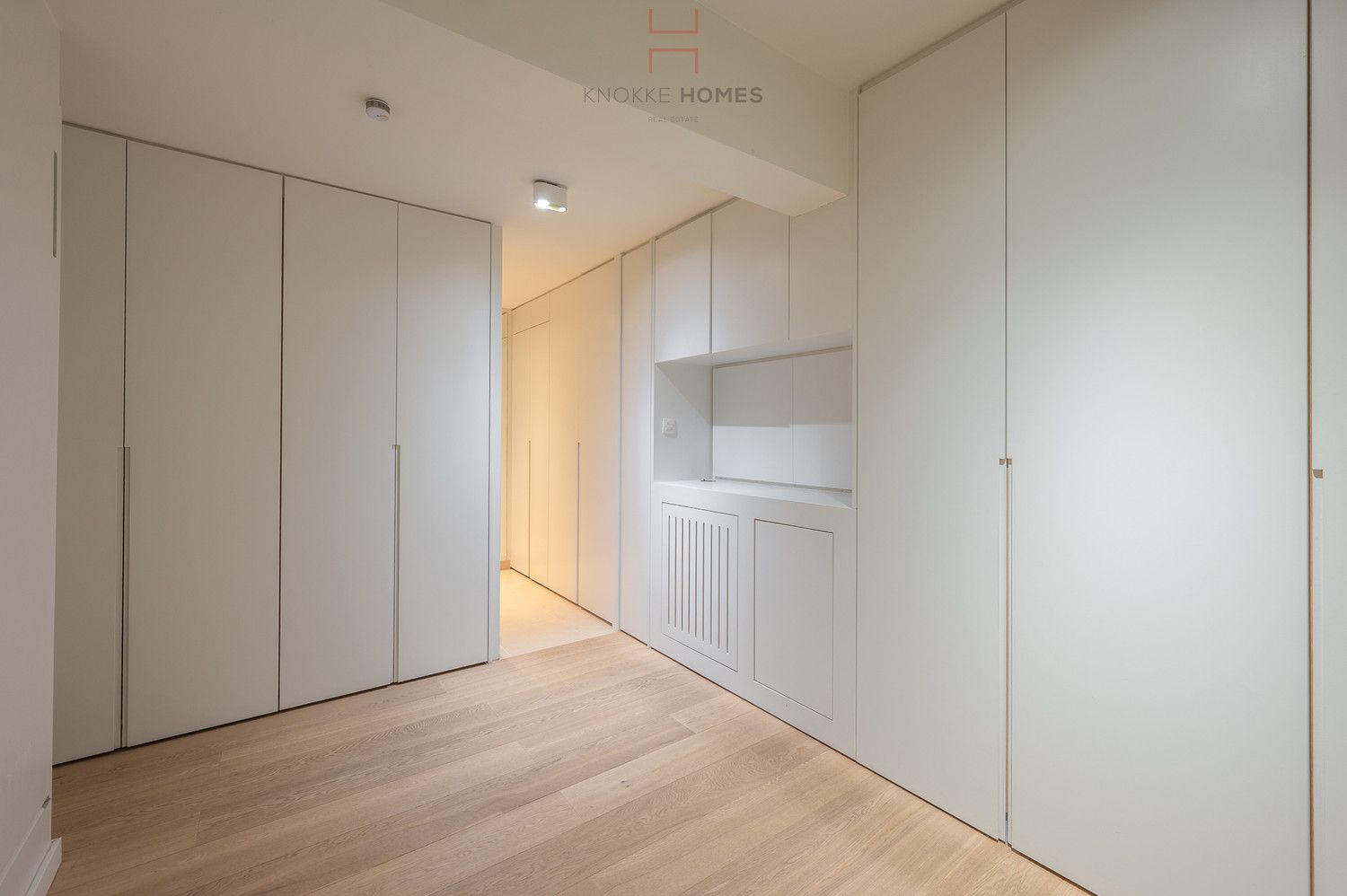 Breed appartement met fenomenaal zicht over het Albertstrand in Duinbergen foto 12