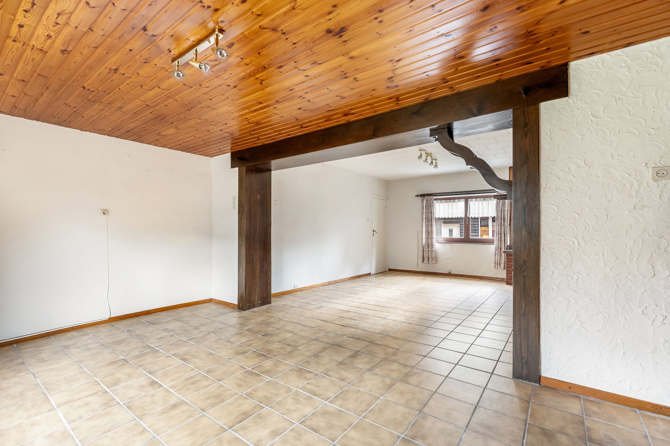 HOB gezinswoning + bijgebouw in de Voerstreek foto 6