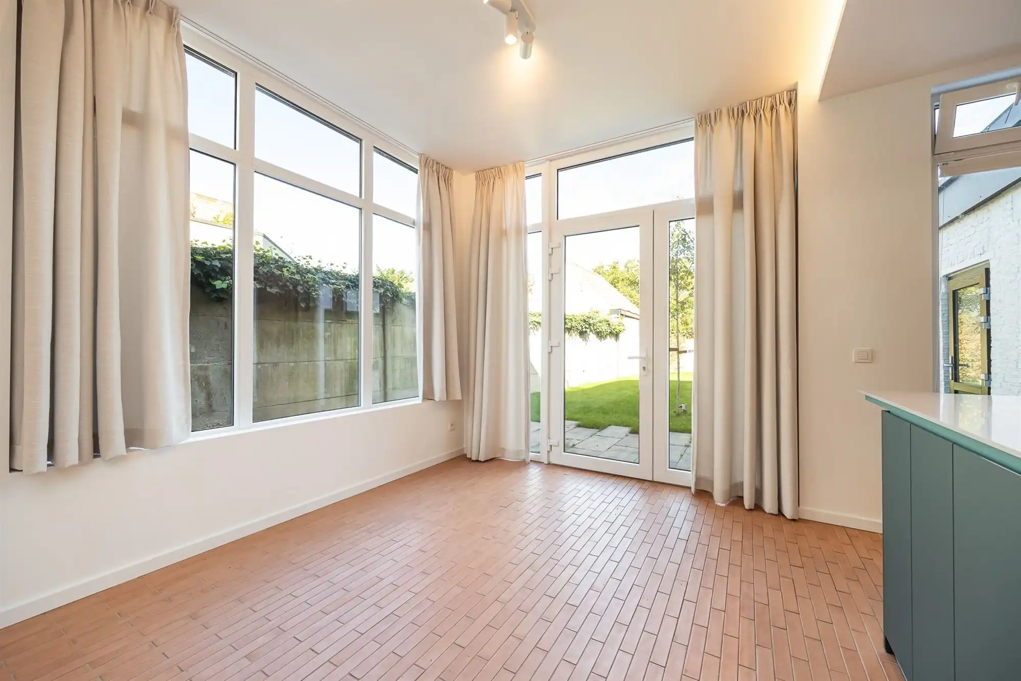 Energiezuinige woning met drie slaapkamers en een tuin foto 37