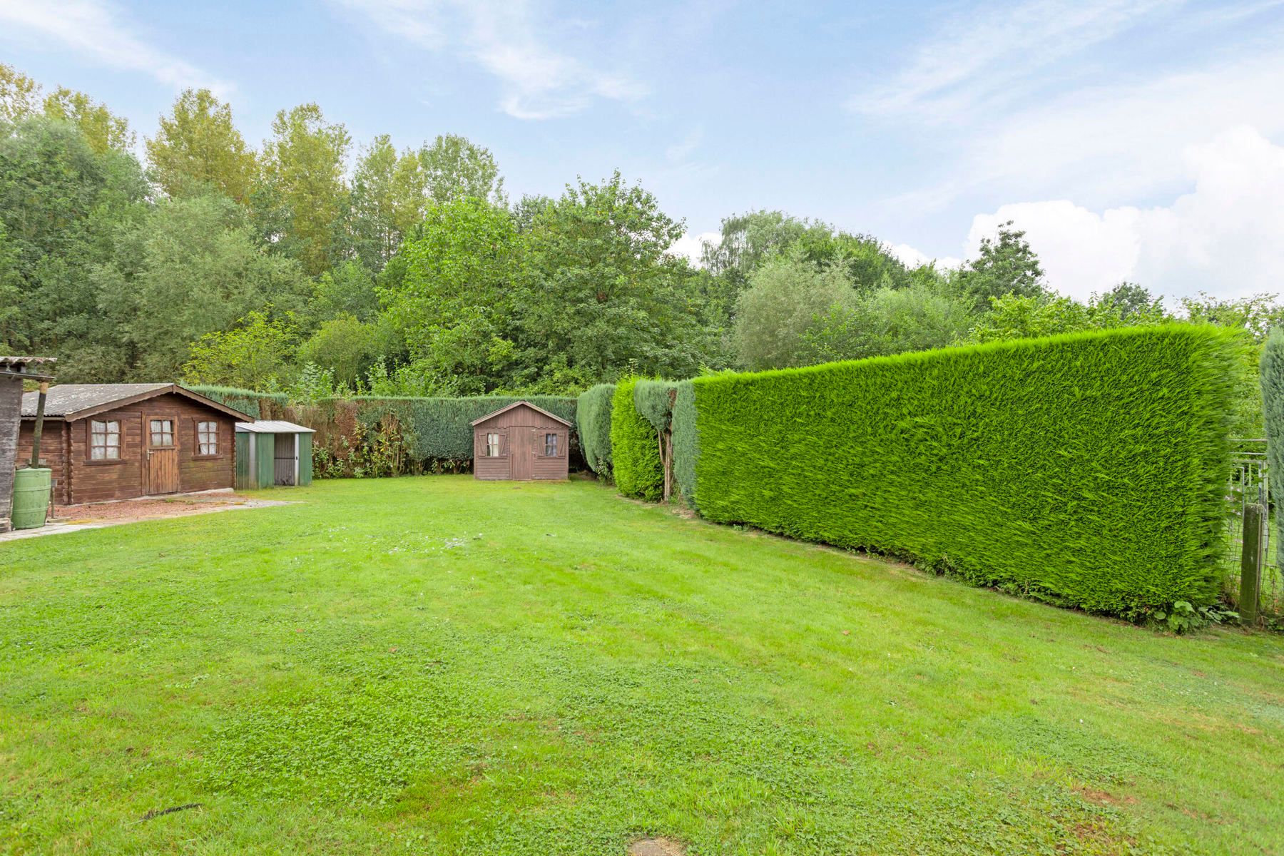 Bungalow met 3 slaapkamers in natuurgebied foto 14