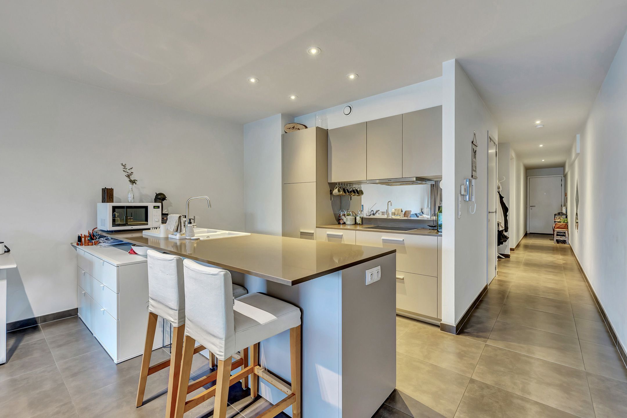 Modern appartement met terras en staanplaats in Denderleeuw foto 6