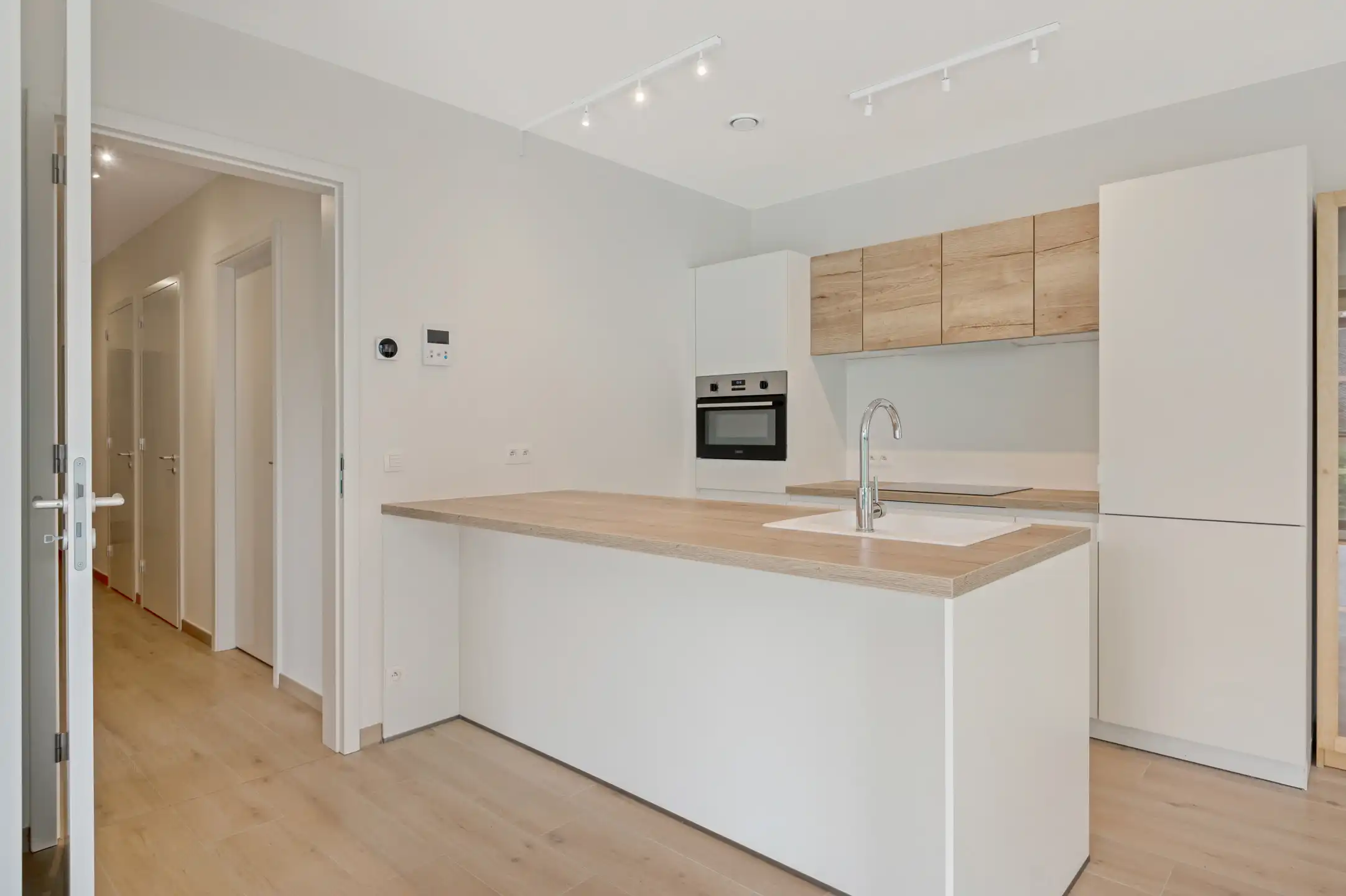 Recent 1-slk-appartement (EPC 12!) met staanplaats en terras foto 6