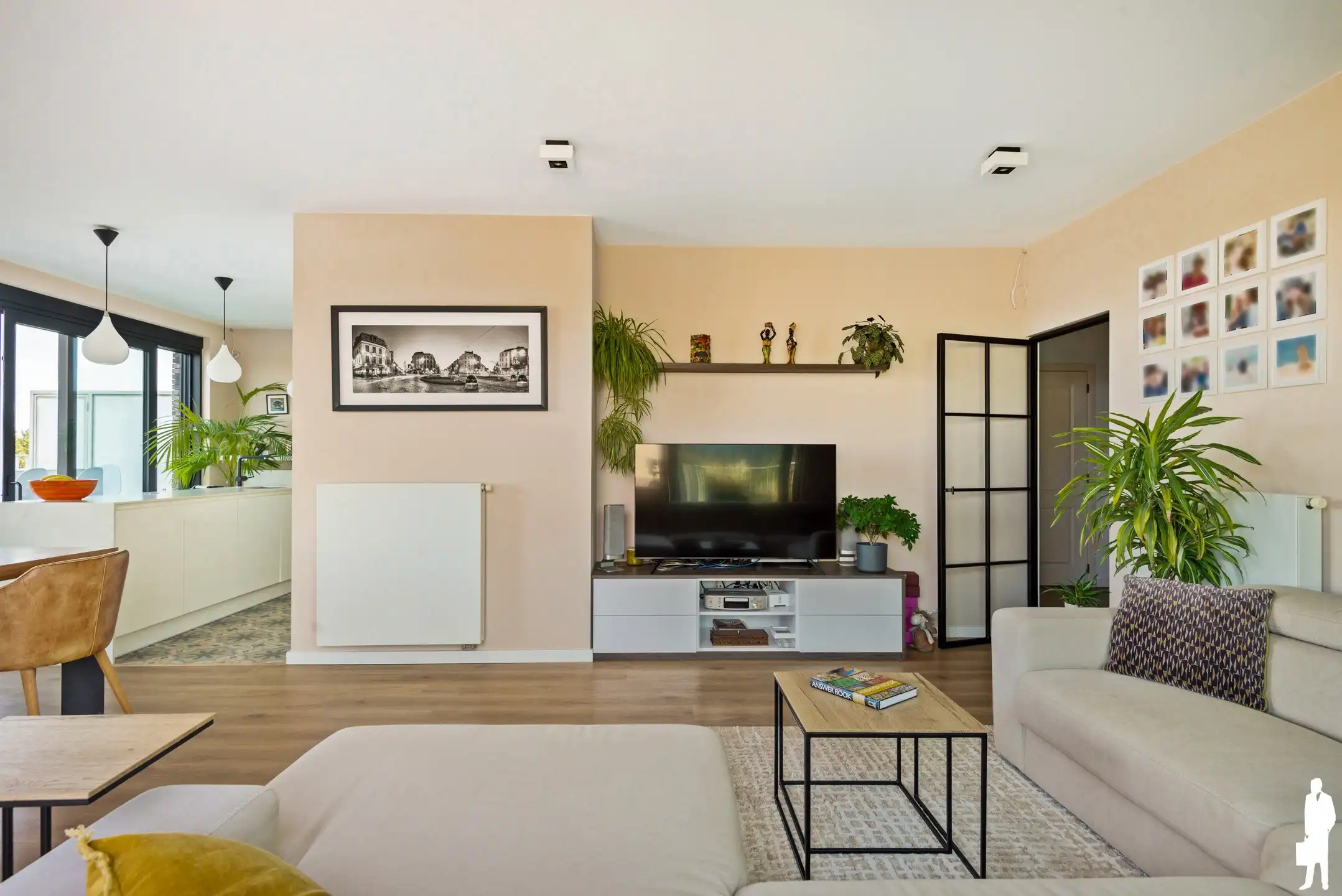 Ruime penthouse te Deurne-Zuid foto 3