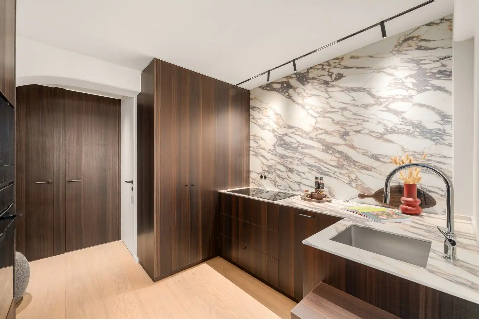 Subliem gerenoveerd appartement met open zicht  foto 8