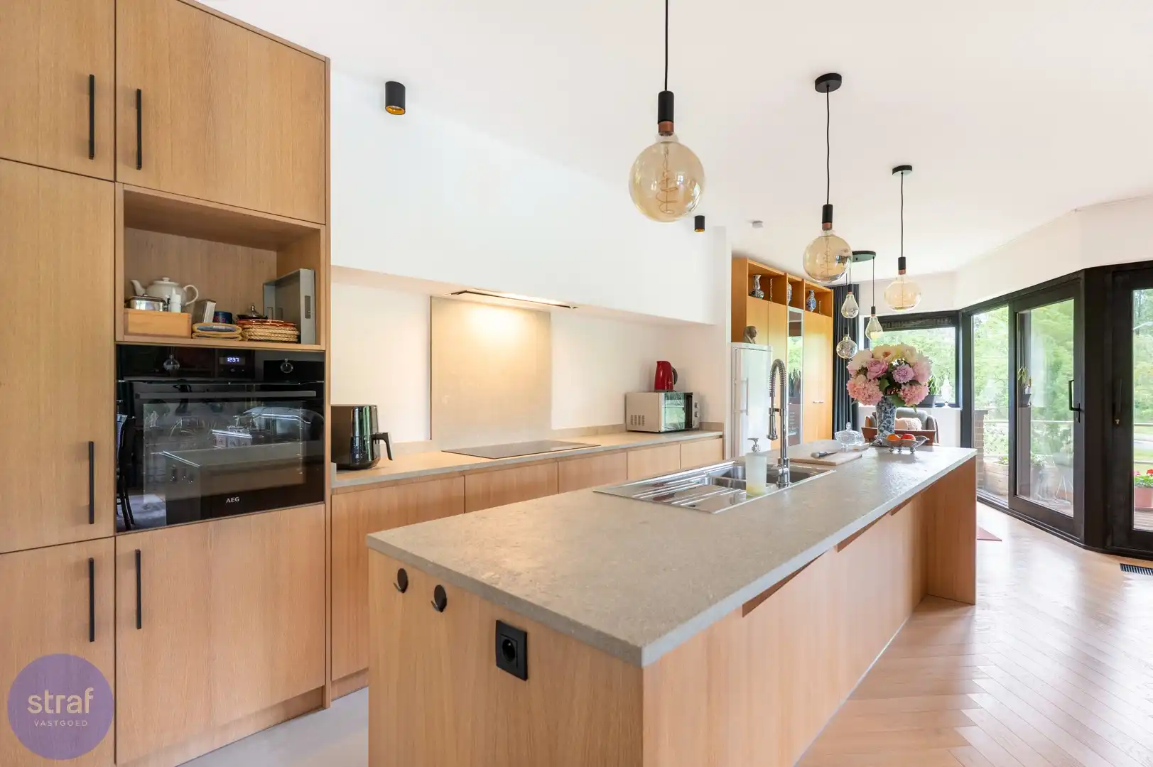 Groot 3 slpk appartement met 2 terrassen foto 7