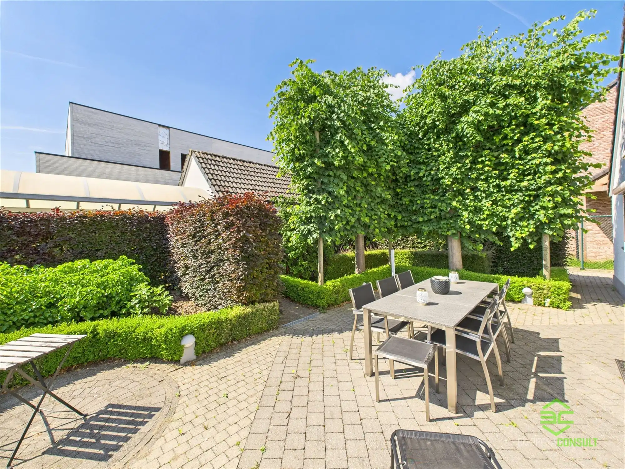 Instapklare gezinswoning met 3 slpk in Linkhout! foto 27