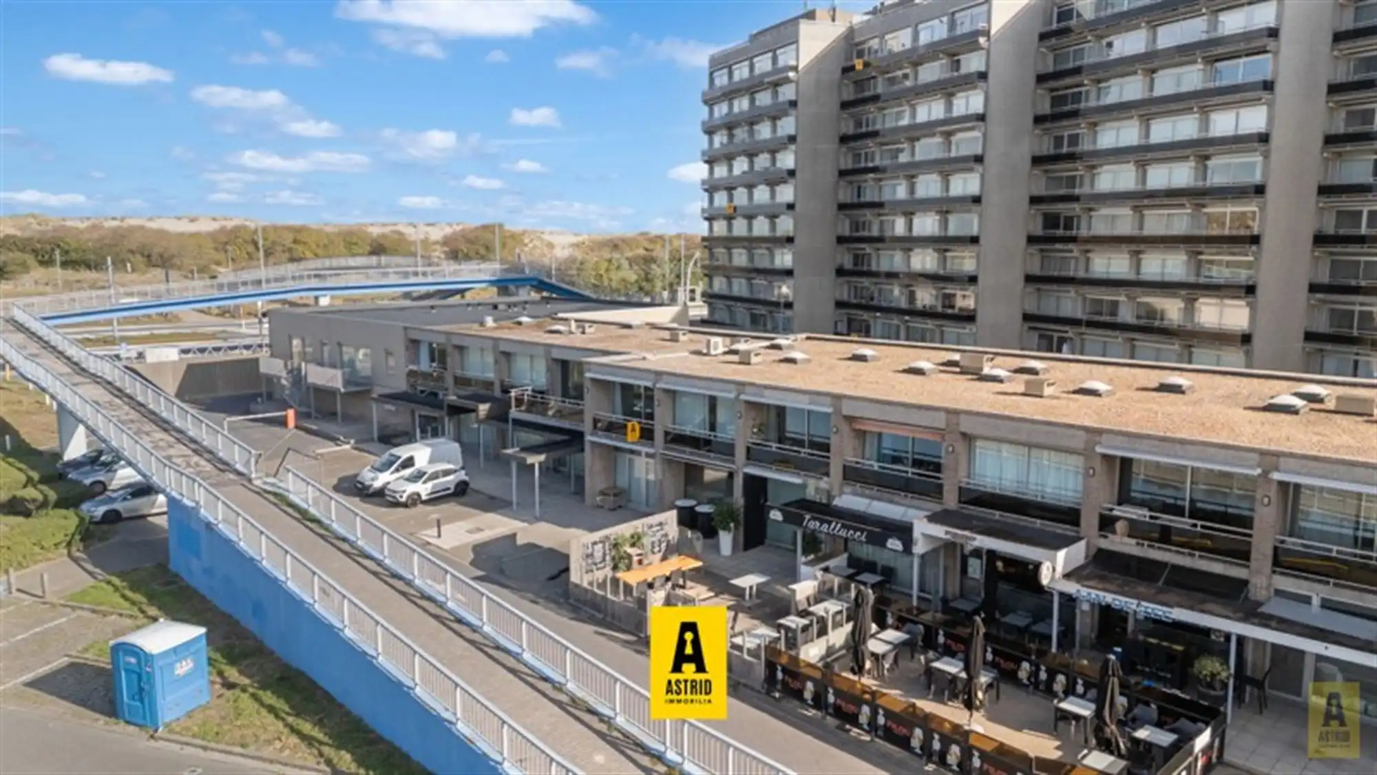 Perfect instapklaar appartement met zonneterras aan zee! foto 3