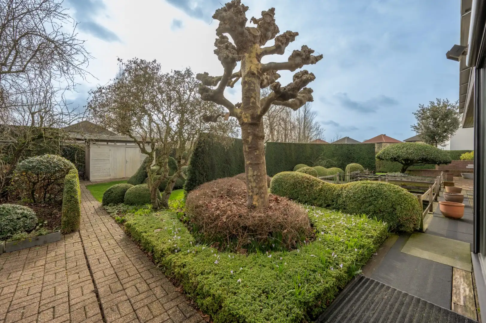 Alleenstaande villa op groot perceel te Moerkerke foto 14