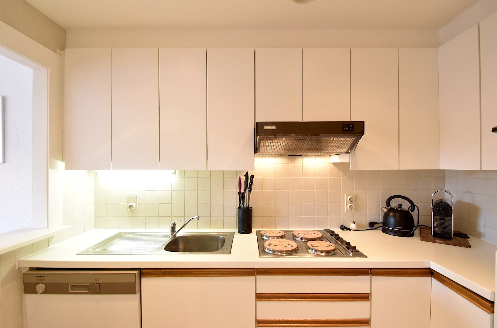 Zuidgericht, verzorgd appartement aan de achterzijde van de Zeedijk foto 11