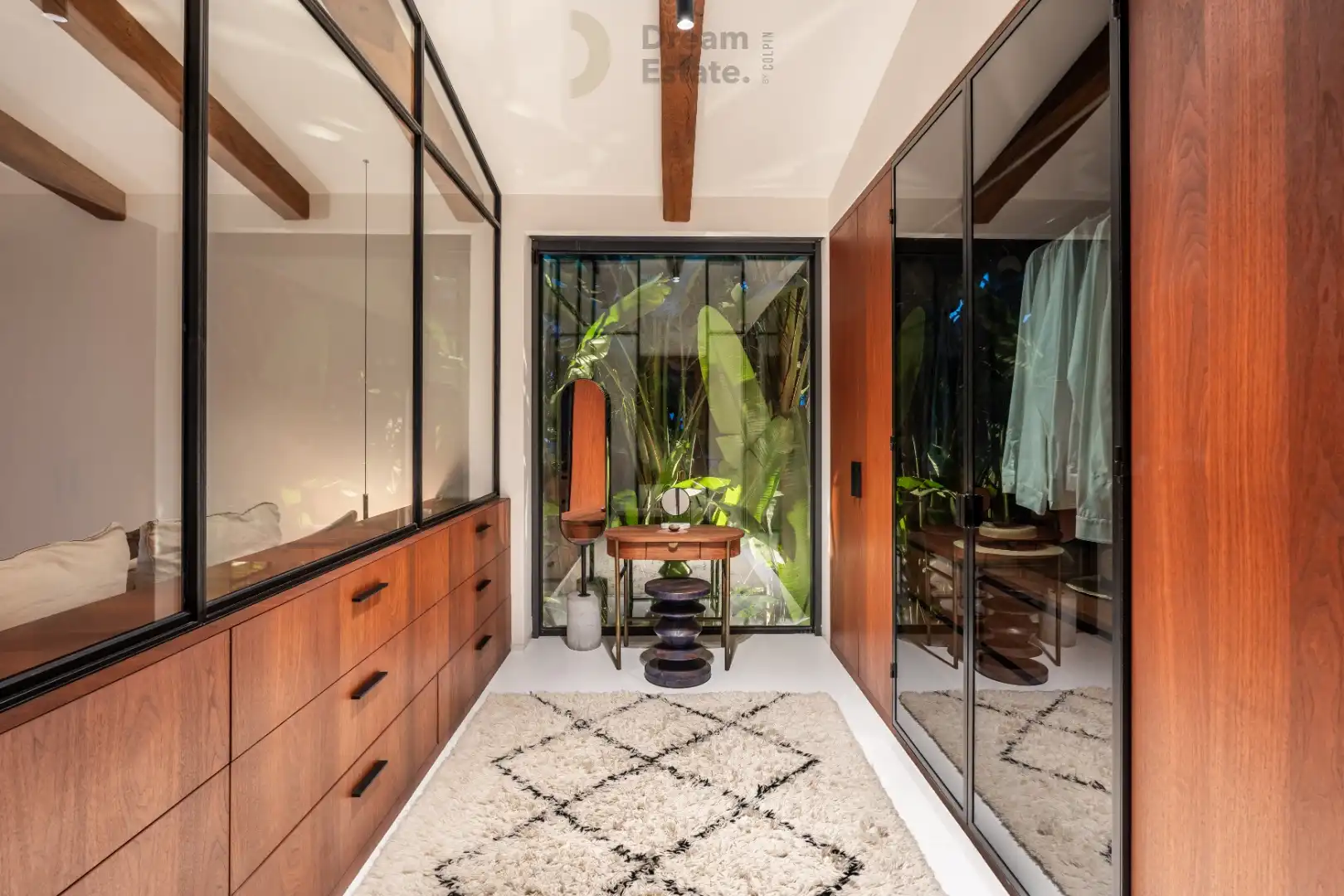 Unieke eerstelijns golfvilla in een exclusieve 'gated community' te Nueva Andalucia foto 21