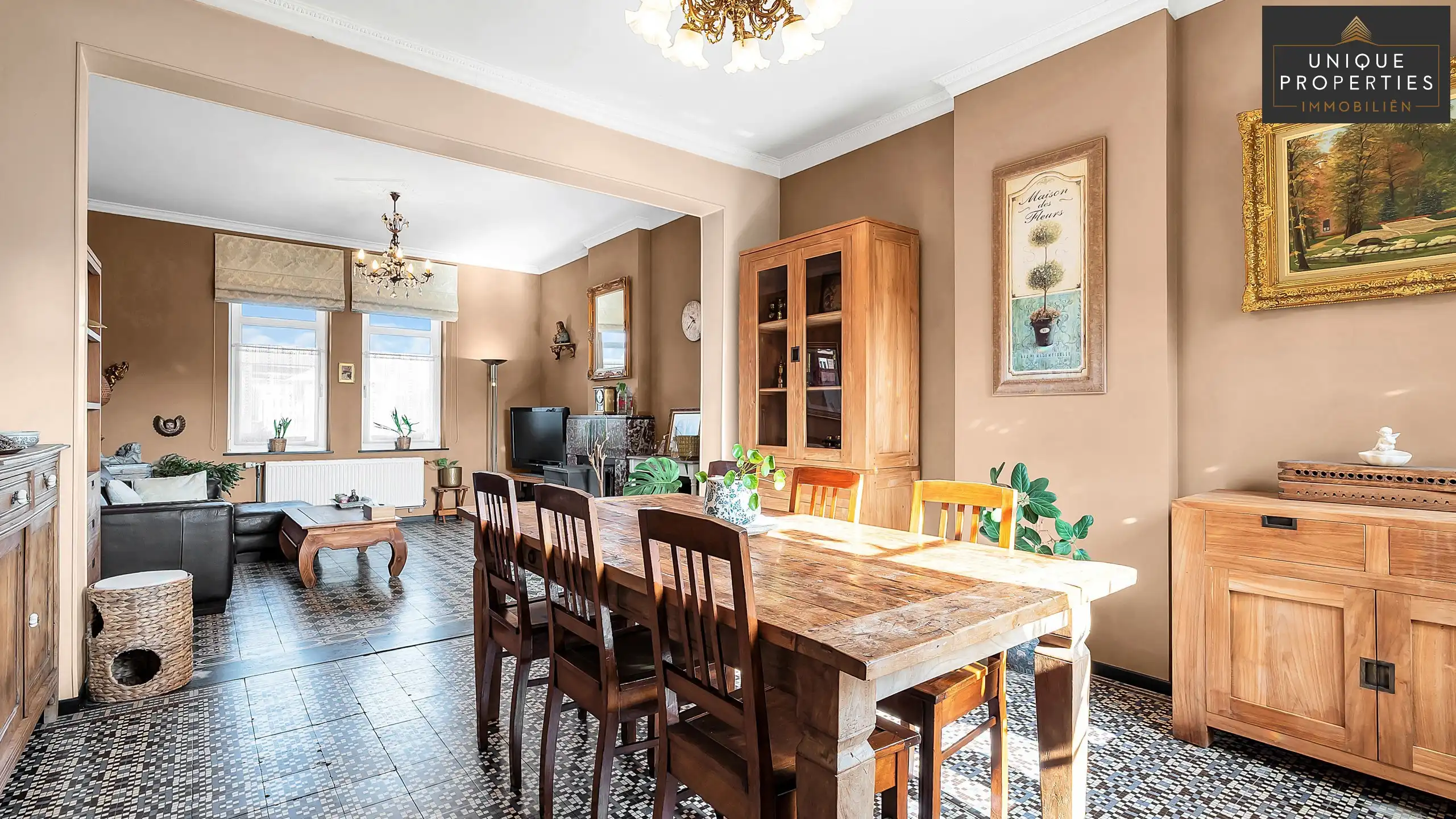 Hoofdfoto van de publicatie: Huis te koop