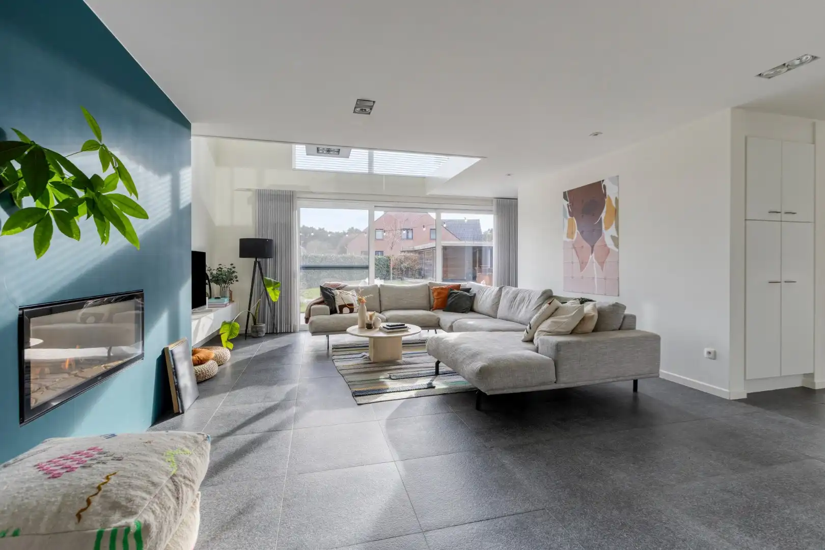 Ruime recente woning met 3 slpks en 2 badkamers, gelegen op een zonnig perceel in Mol - Achterbos !  foto 4