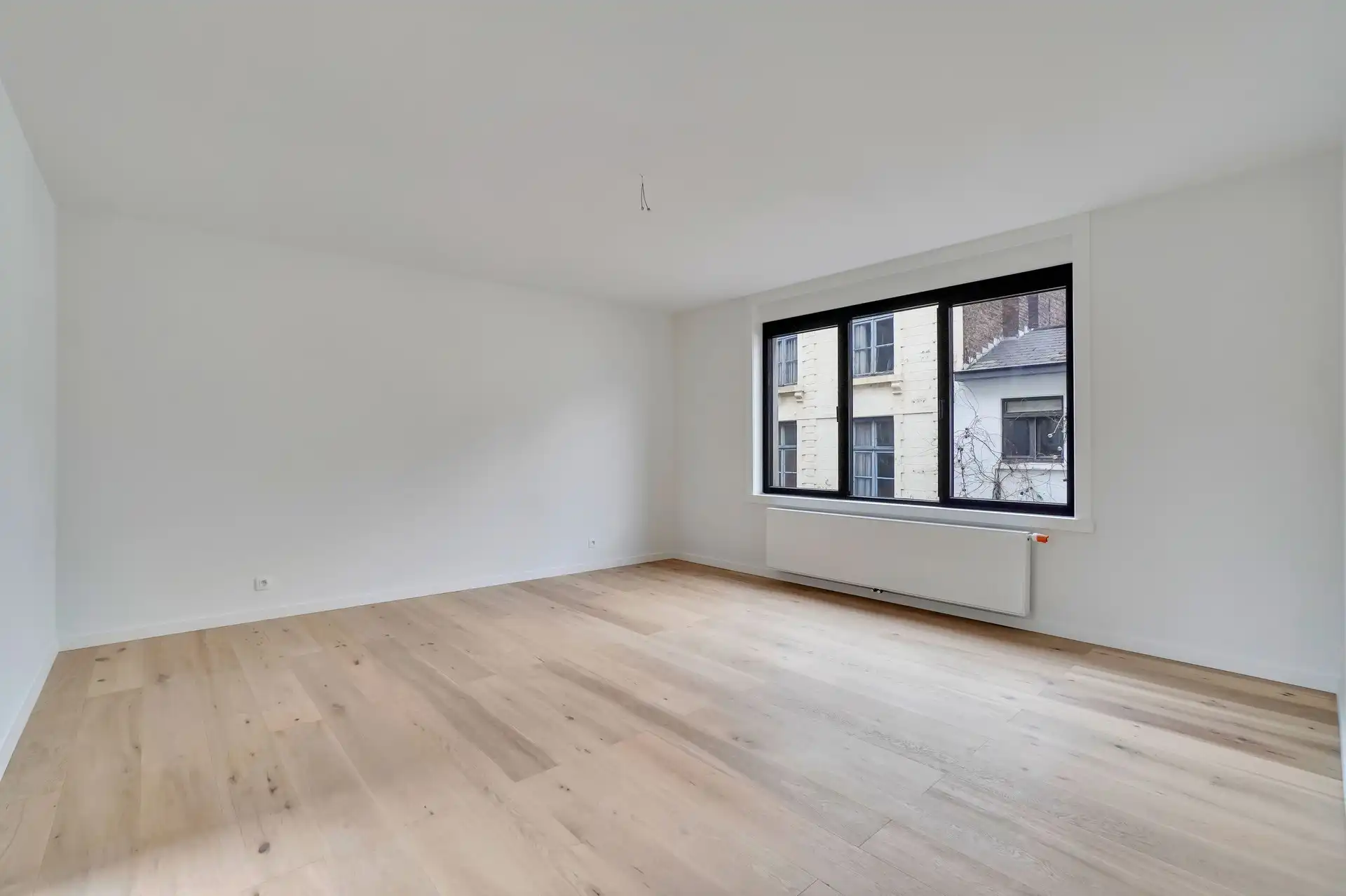 Stijlvol gerenoveerd 2 slaapkamer app. in het centrum Hasselt foto 9