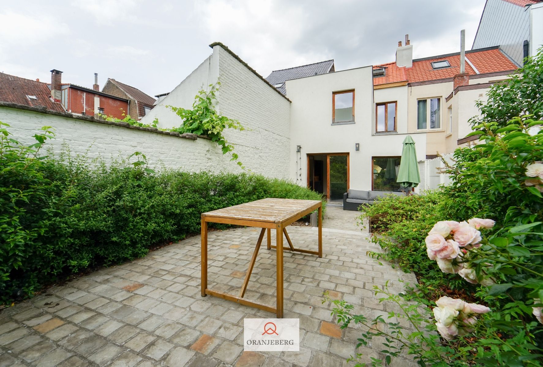 Gerenoveerde herenwoning met 4 slpk's vlakbij Muinkpark foto 16