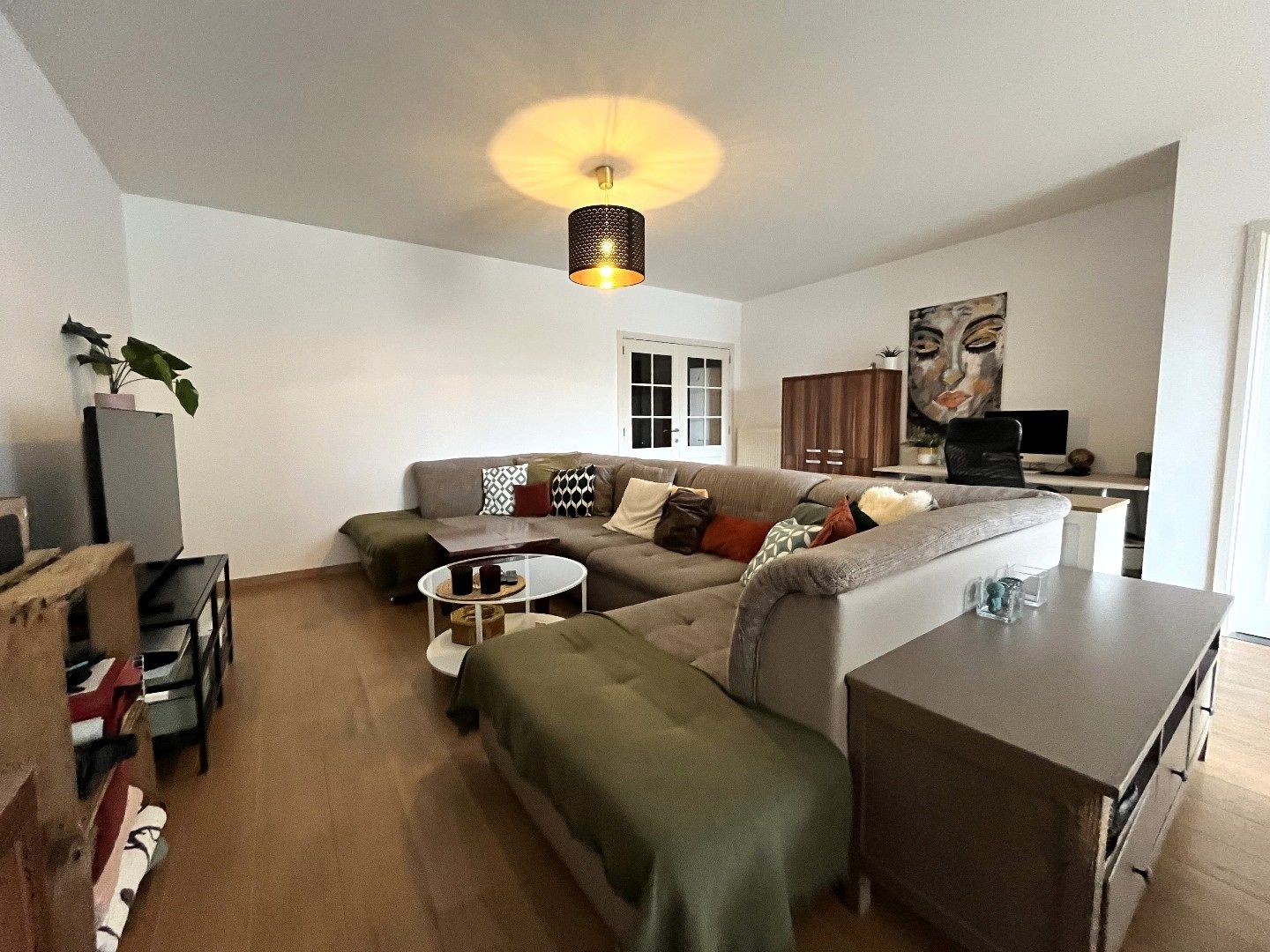 Riant 3 slpk-appartement met 2 terrassen en een garagebox foto 6