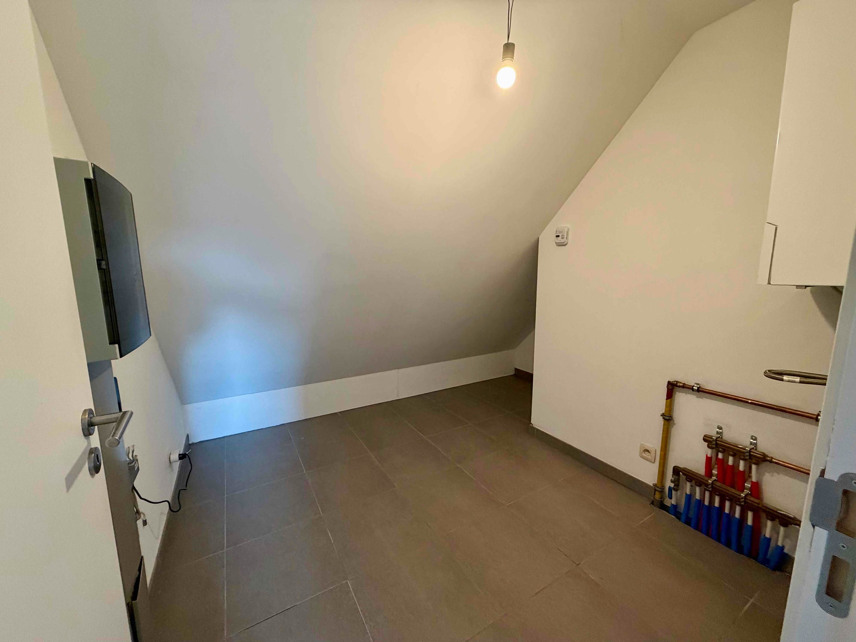 Ruim dakappartement (120 M2) met 2 slpk en terras foto 10