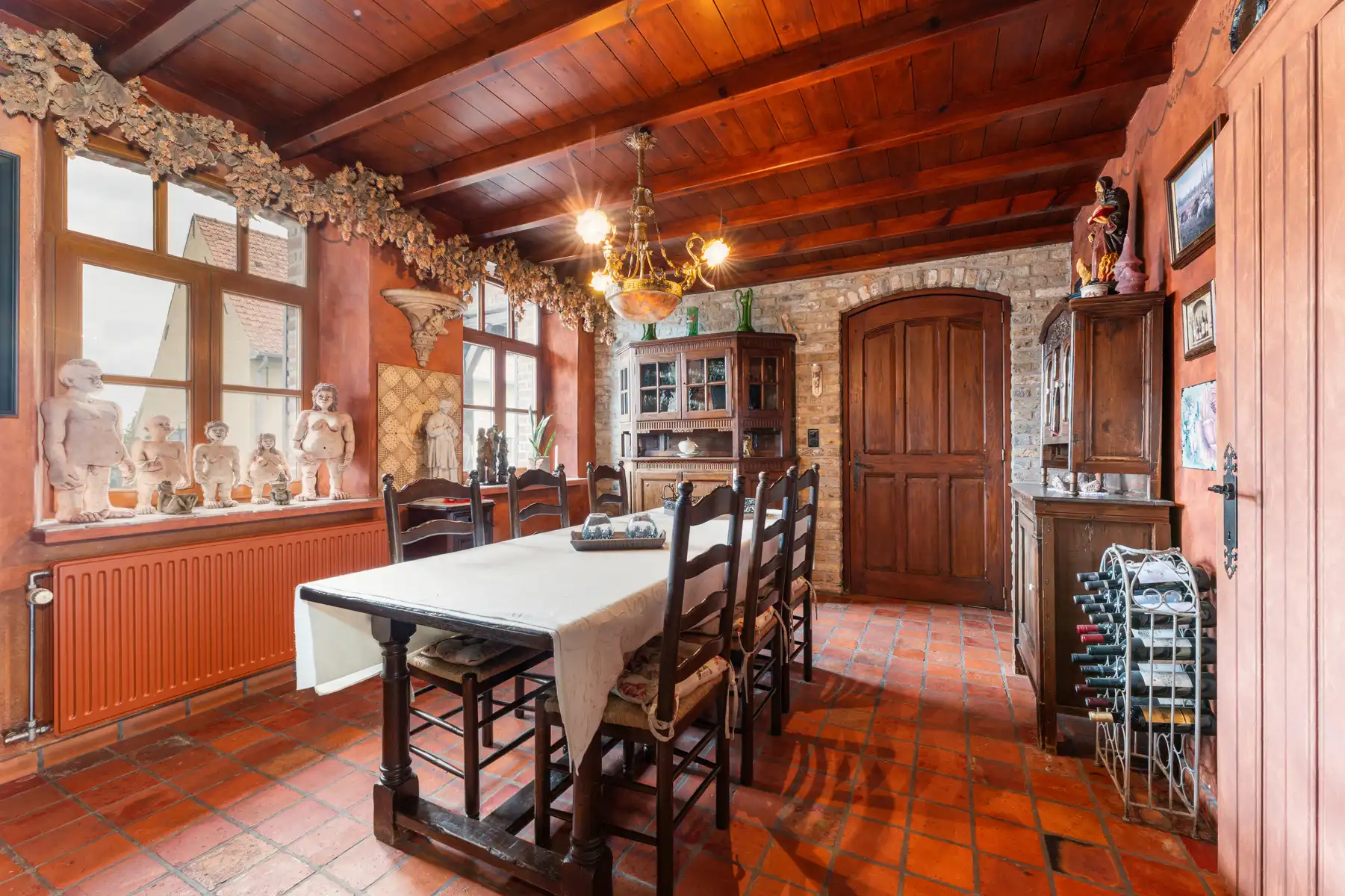 Landhuis met 2 magazijnen, rustig gelegen op 5.388 m² foto 18