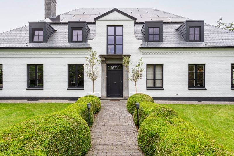 Riante villa in "de Sterre",ideaal wonen en werken te combineren/ kangoeroewoning! foto 2