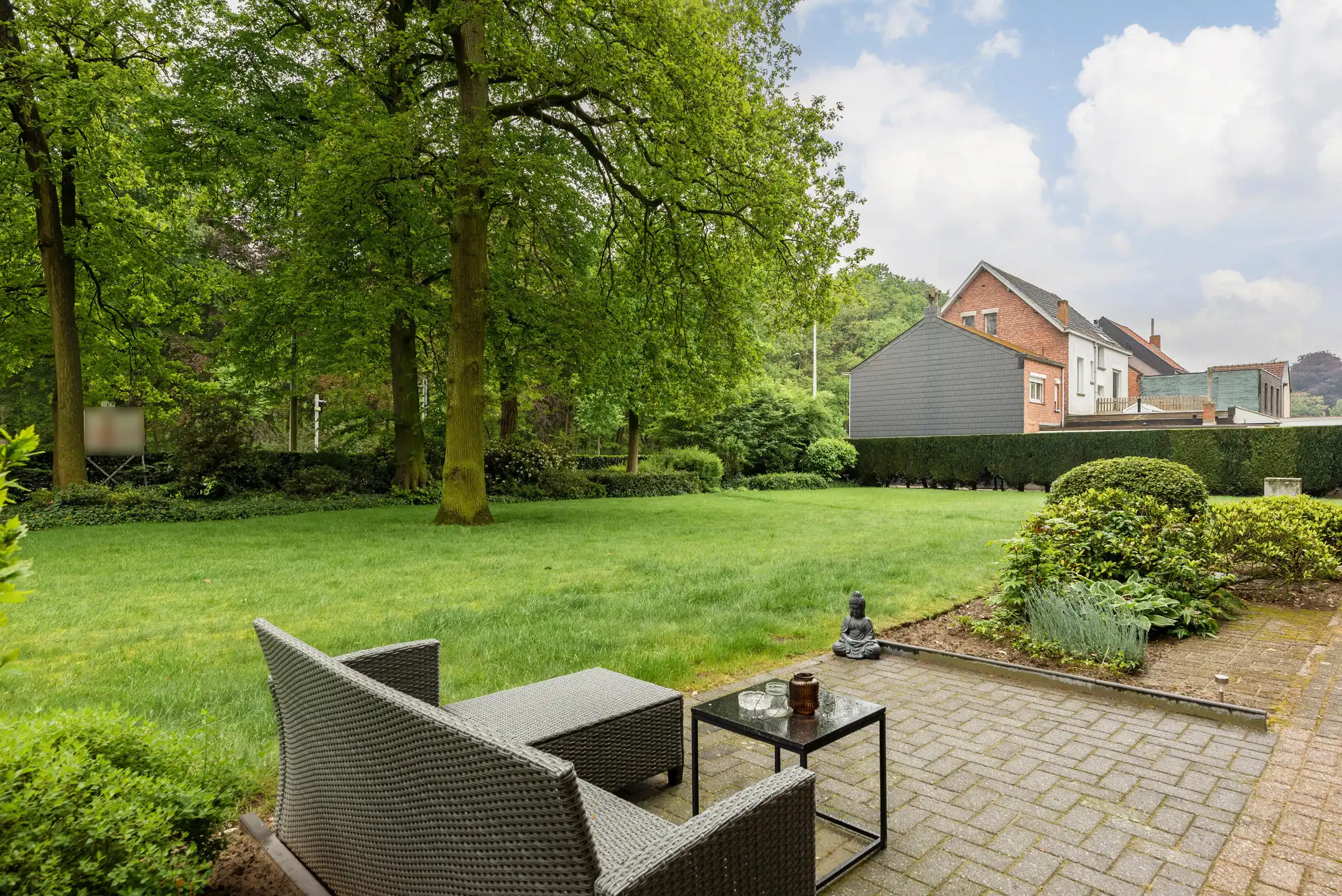 Volledig gerenoveerd zonnig appartement met 2 slaapkamers foto 12