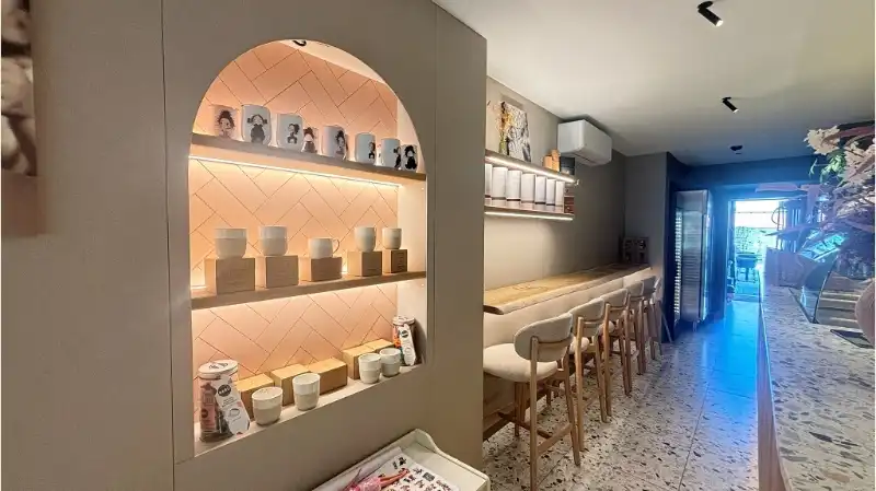 Overname instapklare ontbijt- lunchzaak in Sijsele Damme foto 4