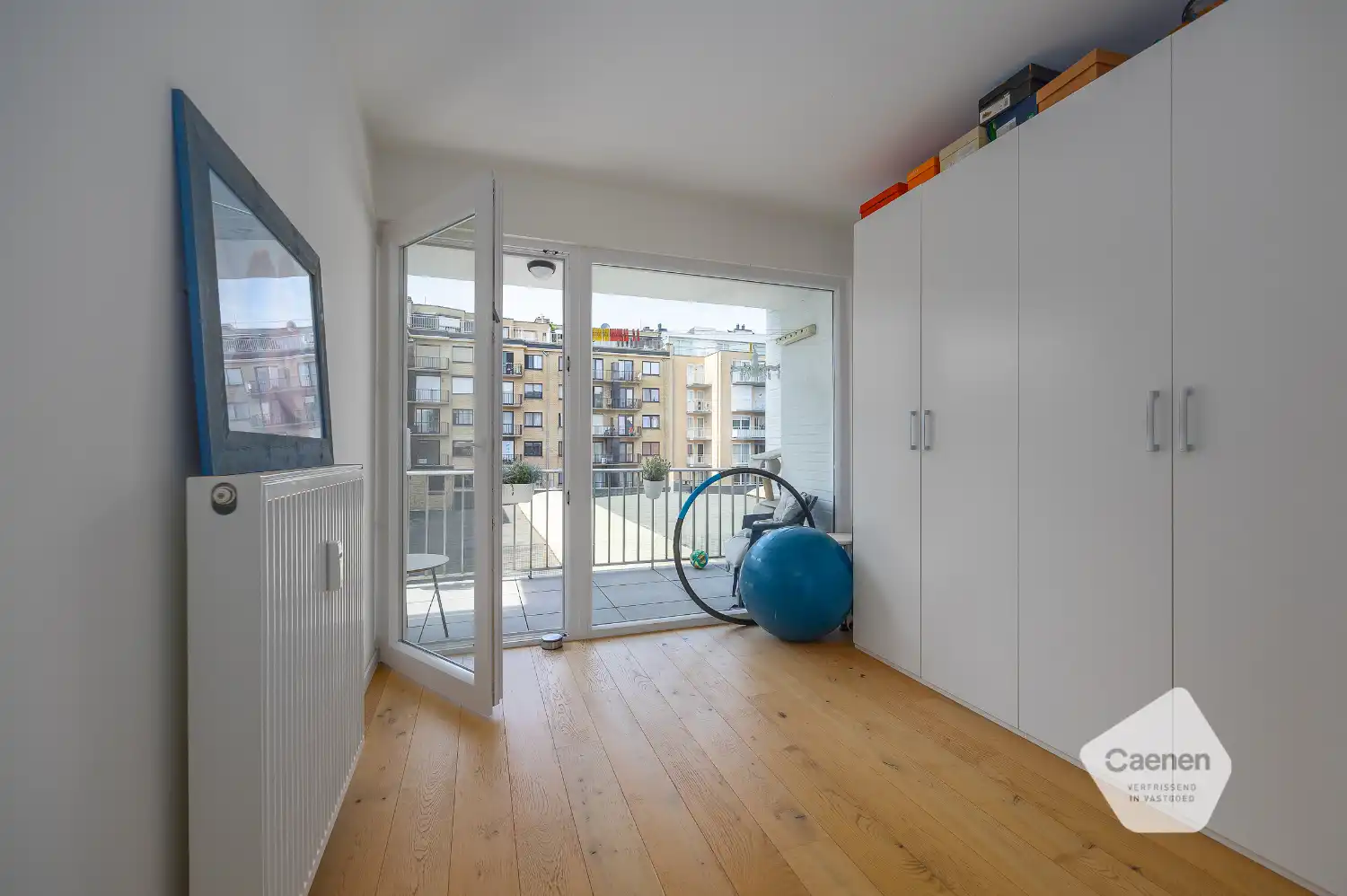 Gerenoveerd twee slaapkamer appartement vlakbij zee foto 14
