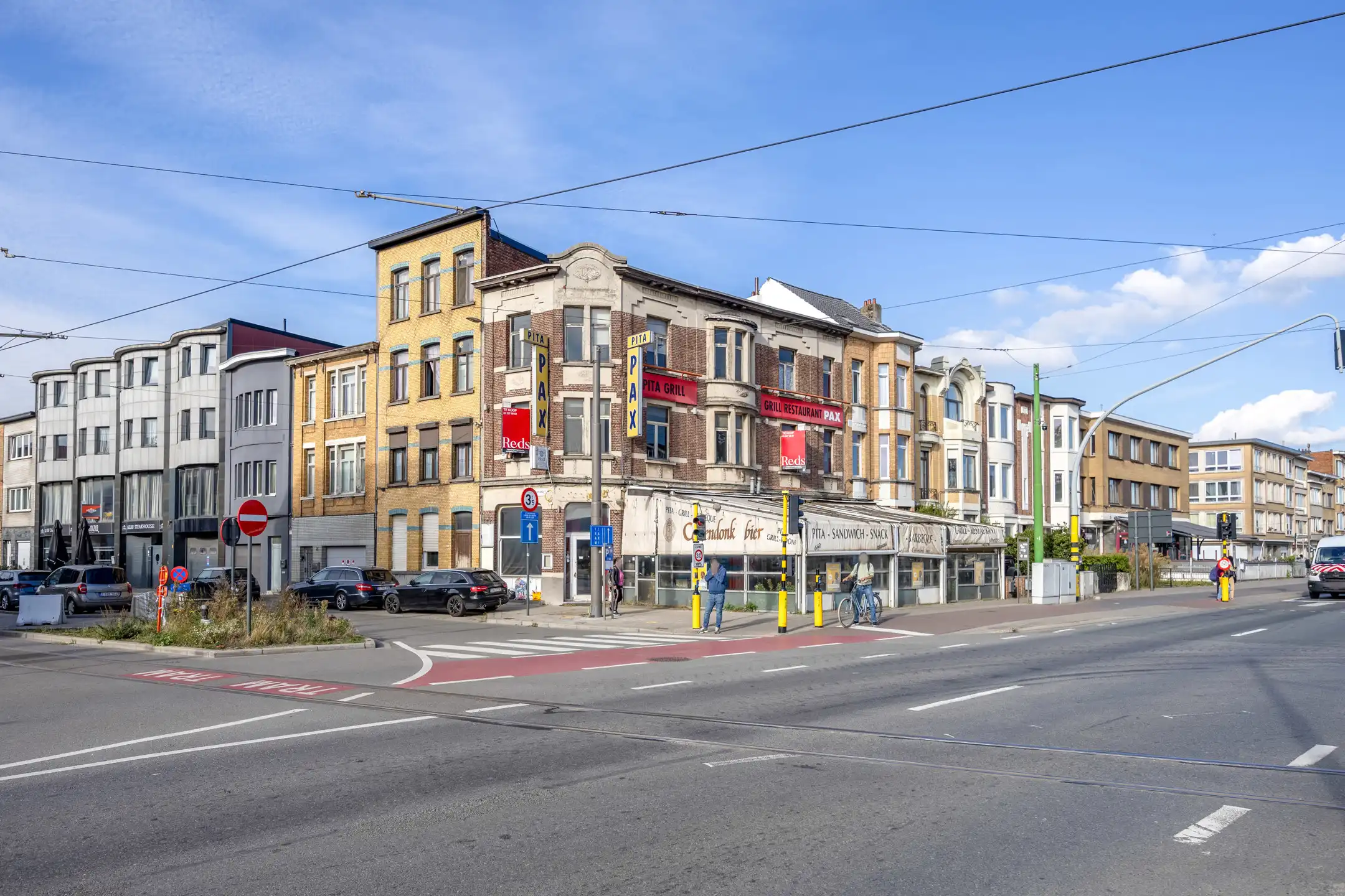 Handelspand +te renoveren appartement op centrale ligging  foto 22