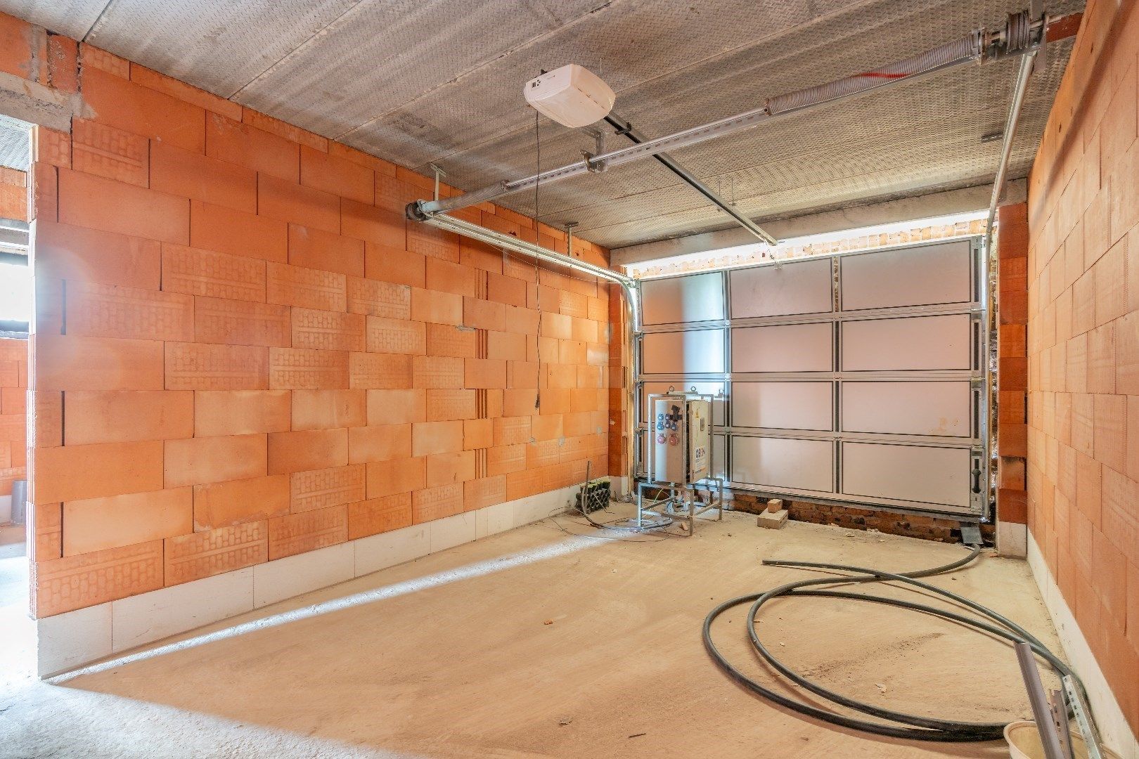 Creëer Uw EIGEN Woonavontuur: 'Casco' pastorijwoning in halfopen bebouwing op een perceel van 10a77ca! foto 24