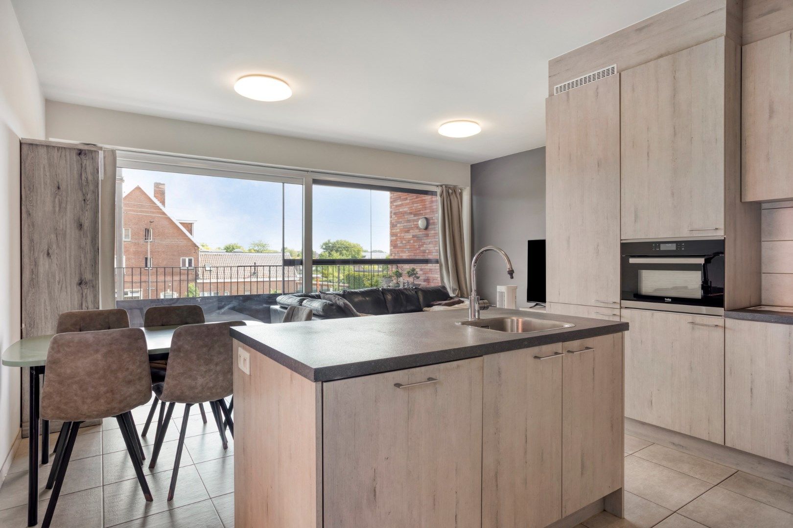 Recent appartement met 2 slpks, centraal gelegen in Geel.  foto 6
