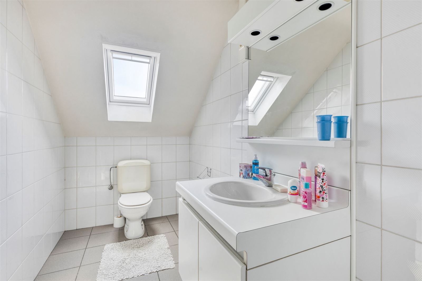 Ruime villa te huur op rustige locatie foto 25