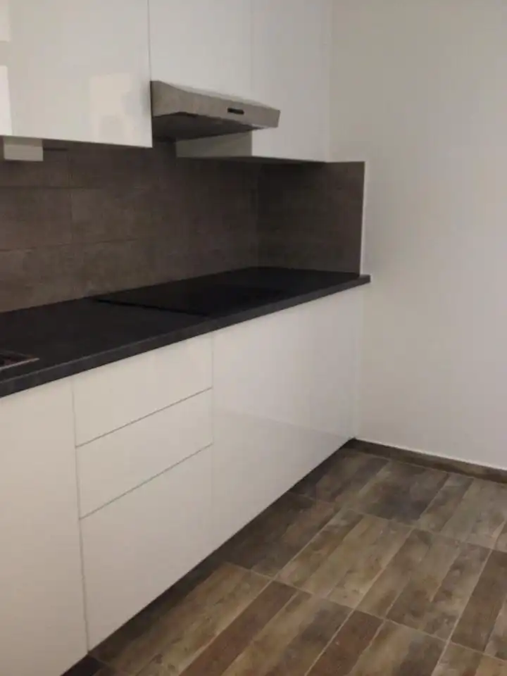 TE HUUR: Appartement met 1 slaapkamer te Antwerpen. foto 7