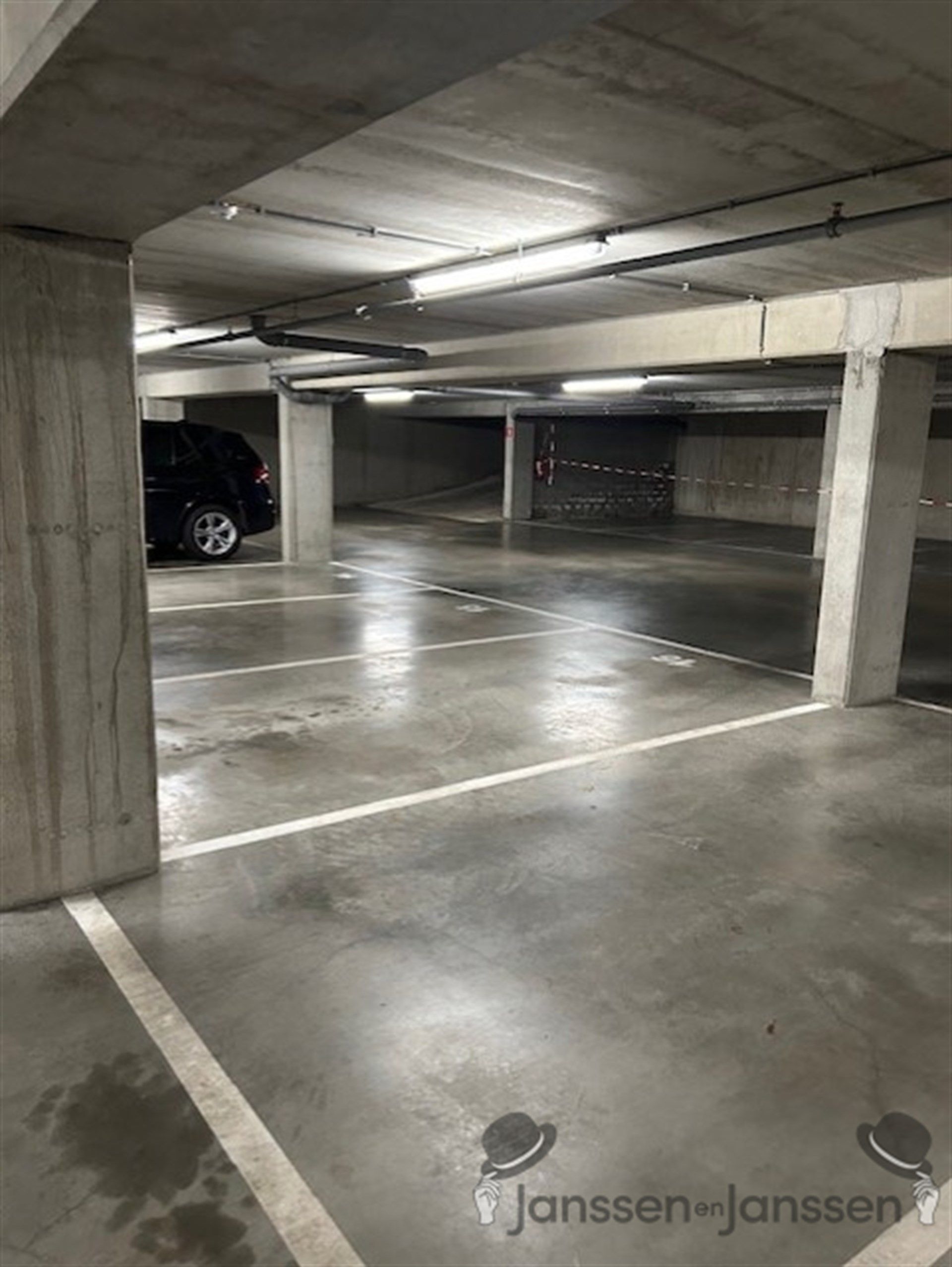 Ondergrondse parkeerplaats in centrum Brasschaat  foto 3