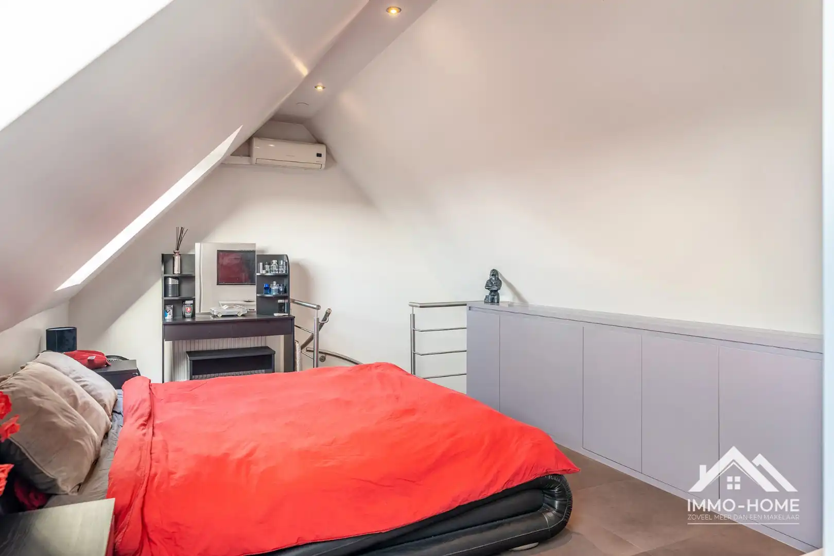 Een absolute parel van een appartement!! foto 21