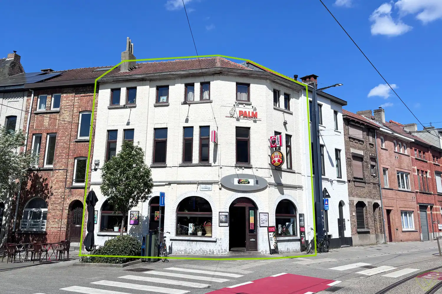 Gunstig gelegen handelswoning te koop op de Voskenslaan! foto {{pictureIndex}}