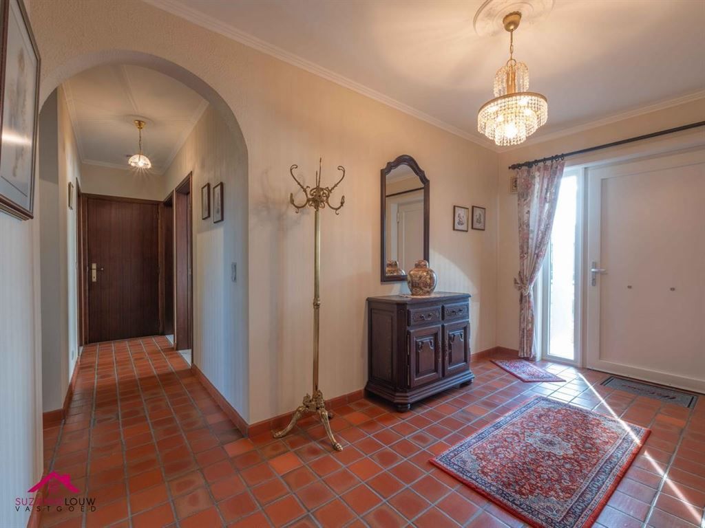 Zeer goed onderhouden, vrijstaande en gelijkvloerse woning foto 13