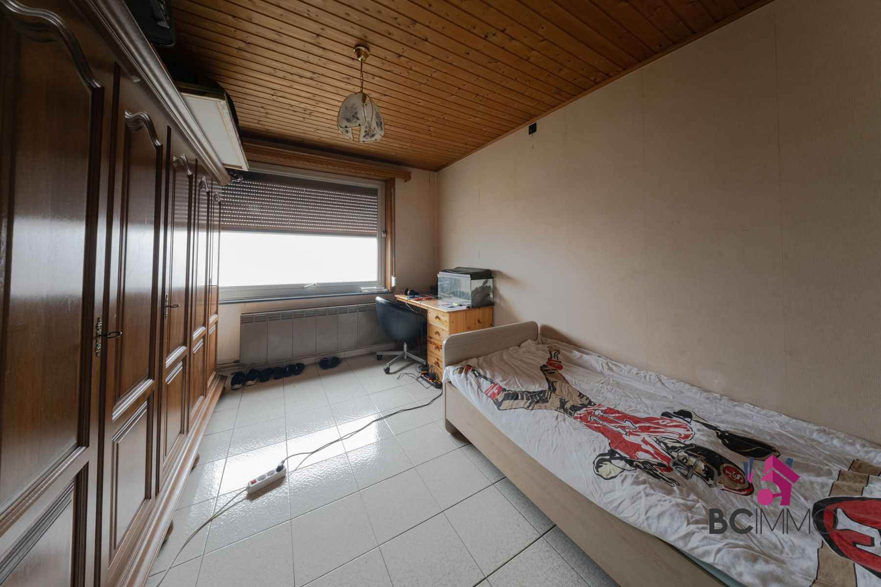 Ruime woning op een perceel van 8are in Houthalen-Oost foto 13