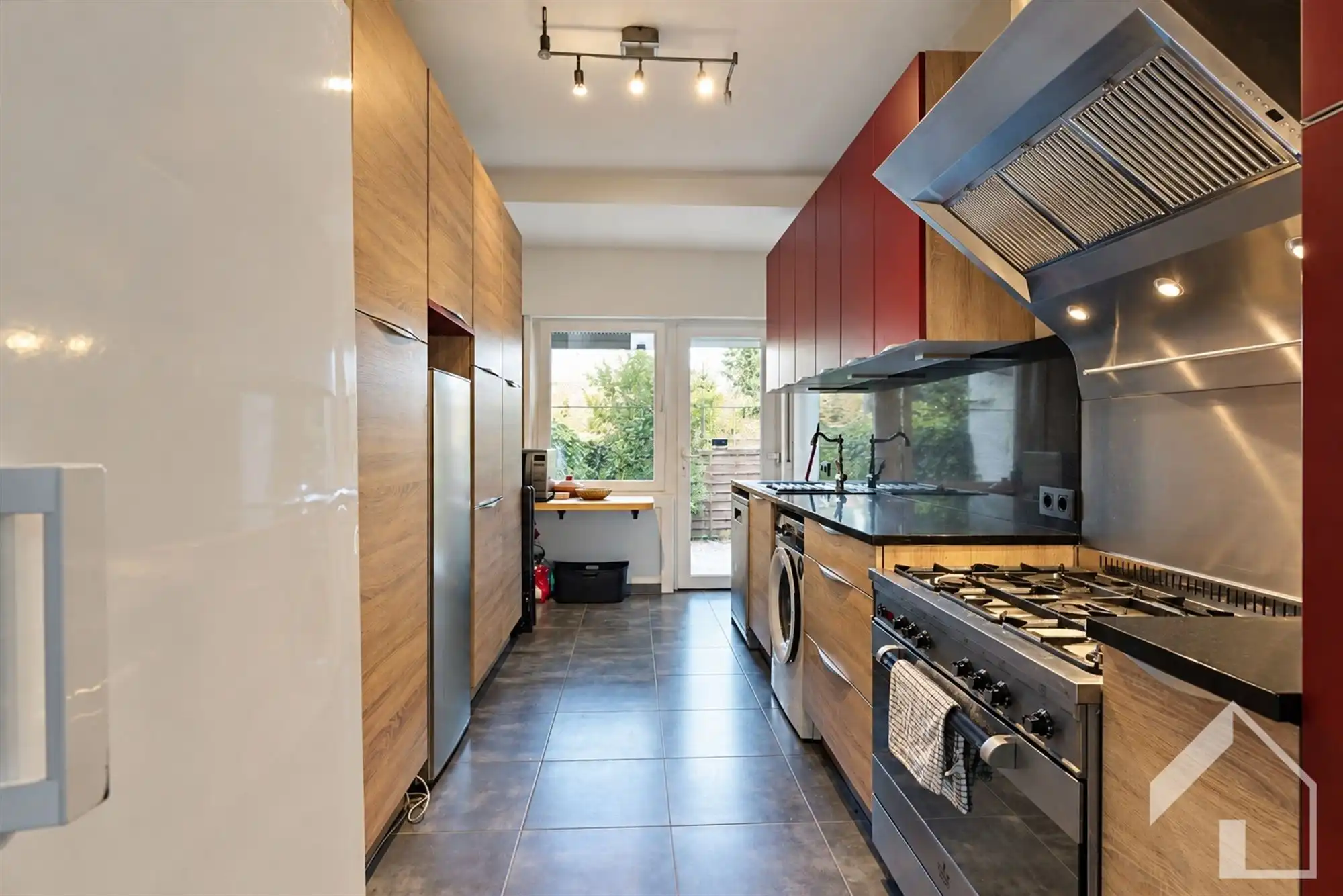 Gelijkvloersappartement op toplocatie met 1 slaapkamer en leuk stadstuintje in centrum Ekeren foto 5