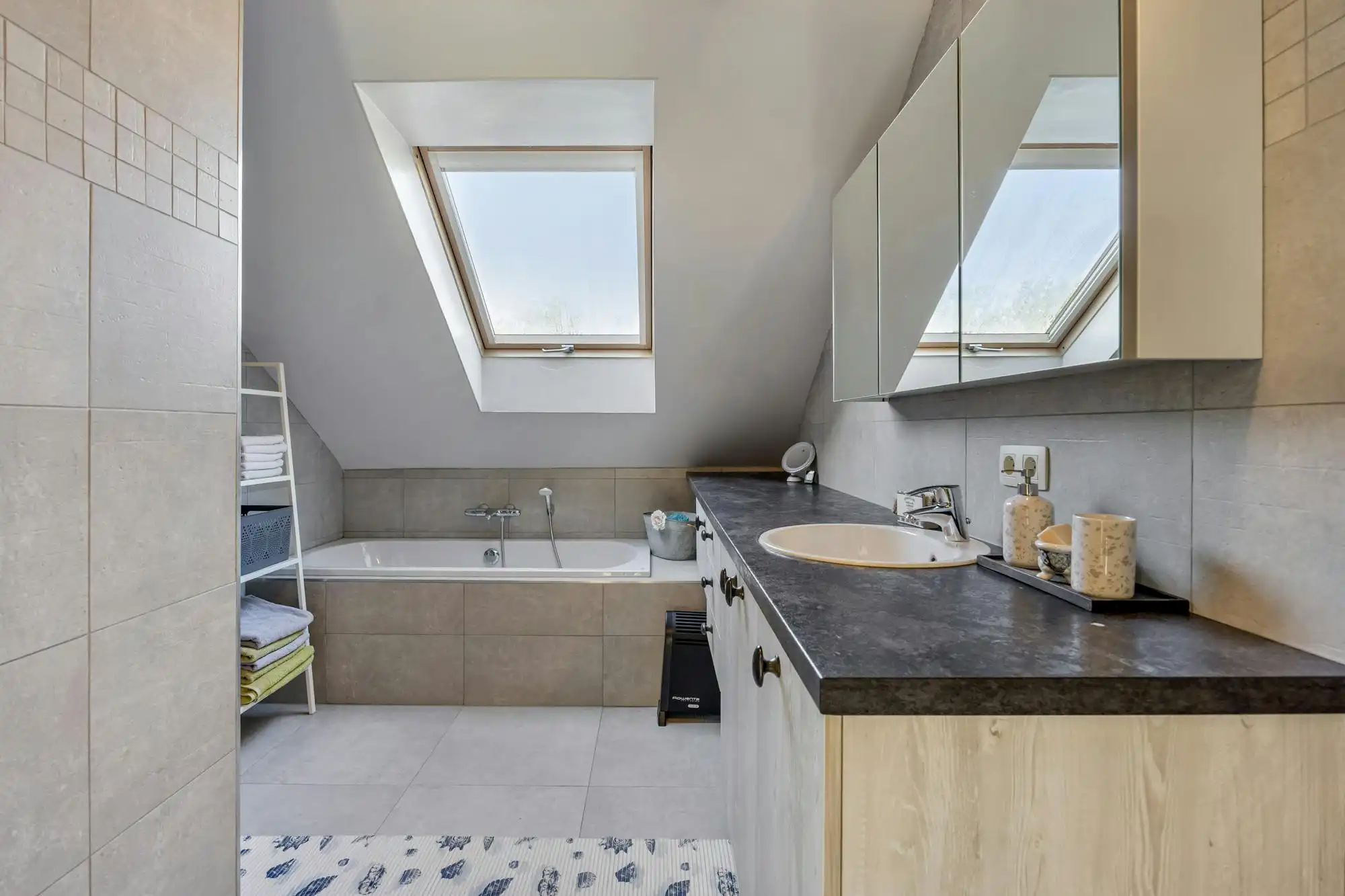 Rustig gelegen energiezuinige woning met ruime tuin foto 20