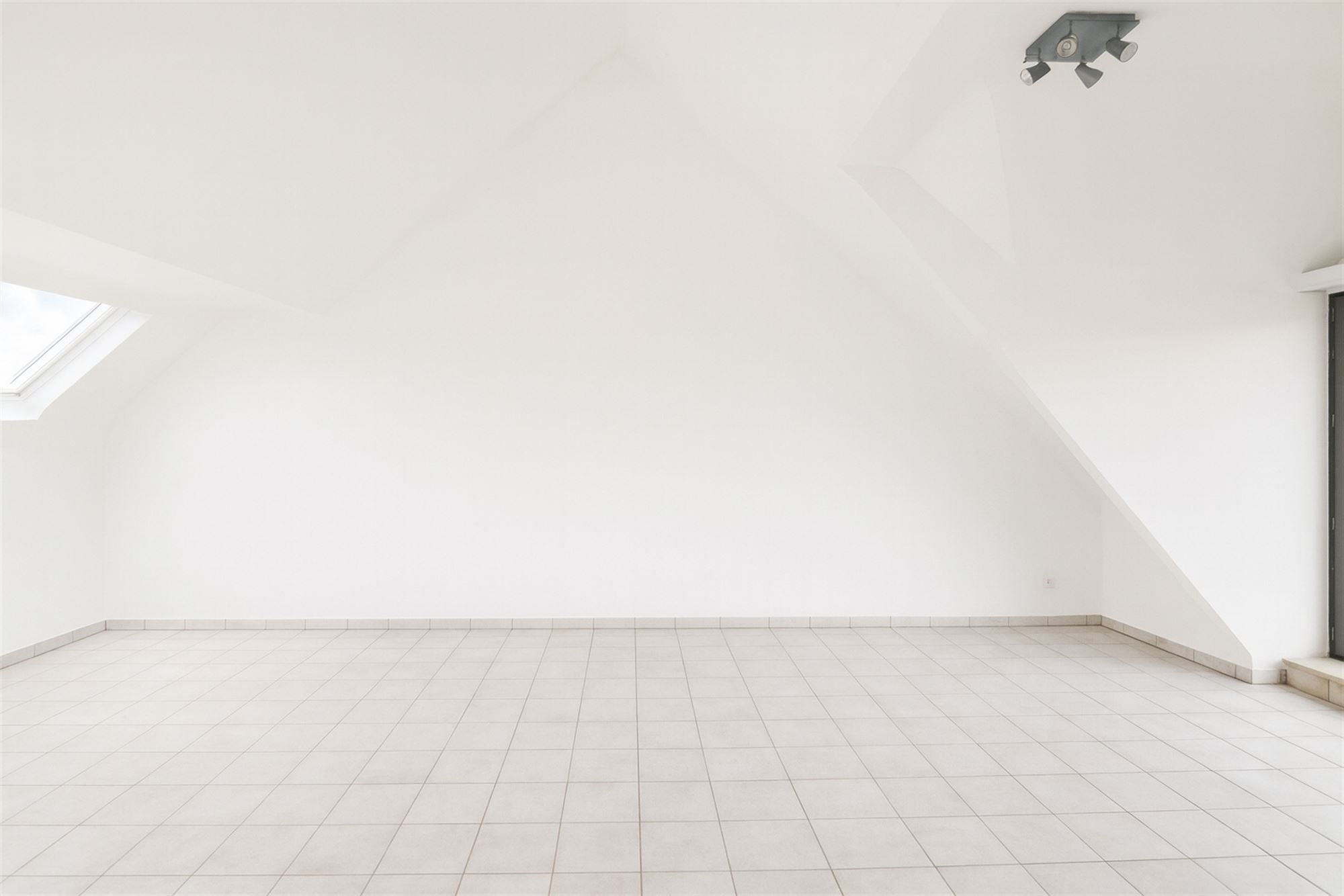 Charmant appartement met ruim terras te Mechelen foto 3