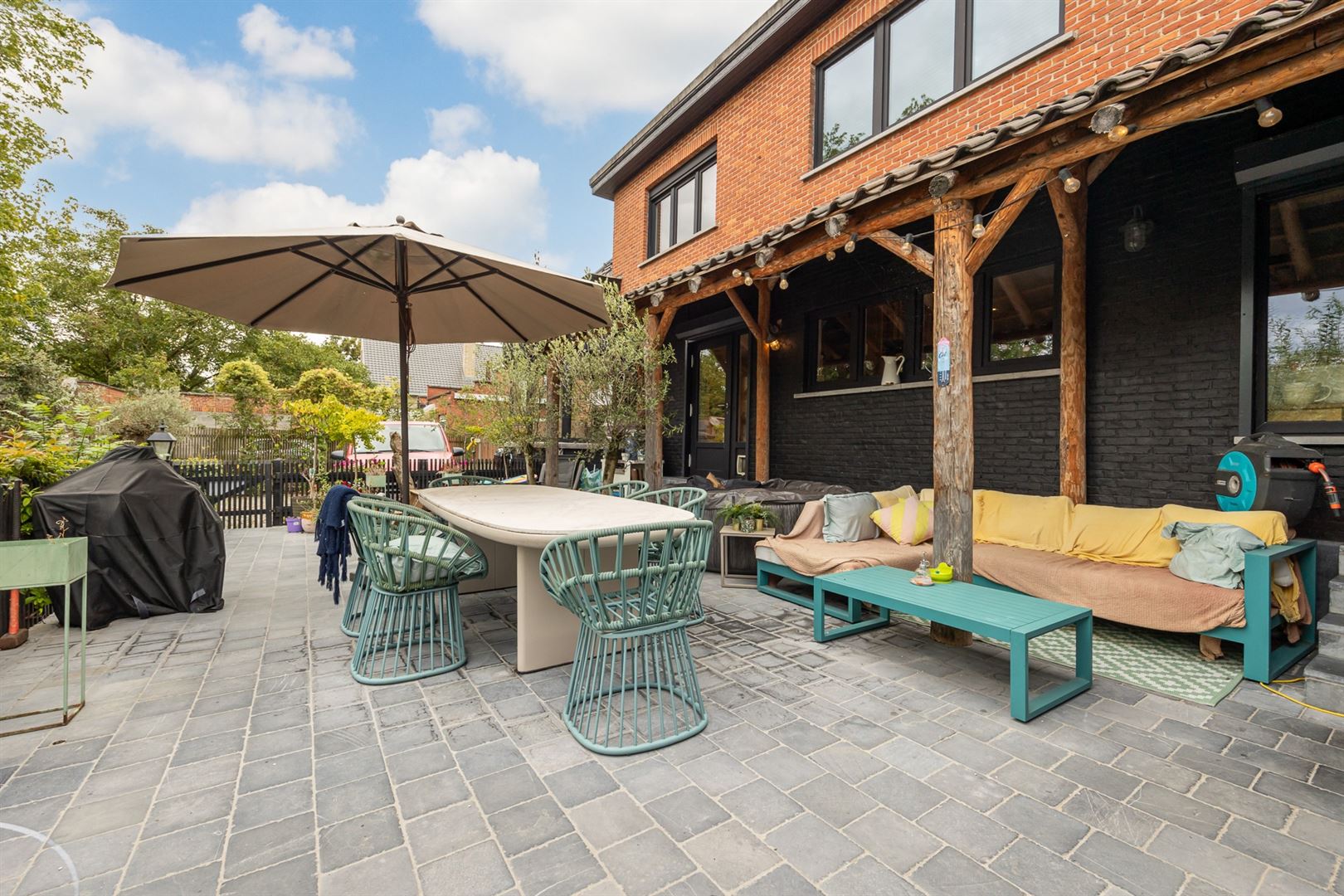 Een luxueus ingerichte woning met 7 slaapkamers en zwembad. foto 36