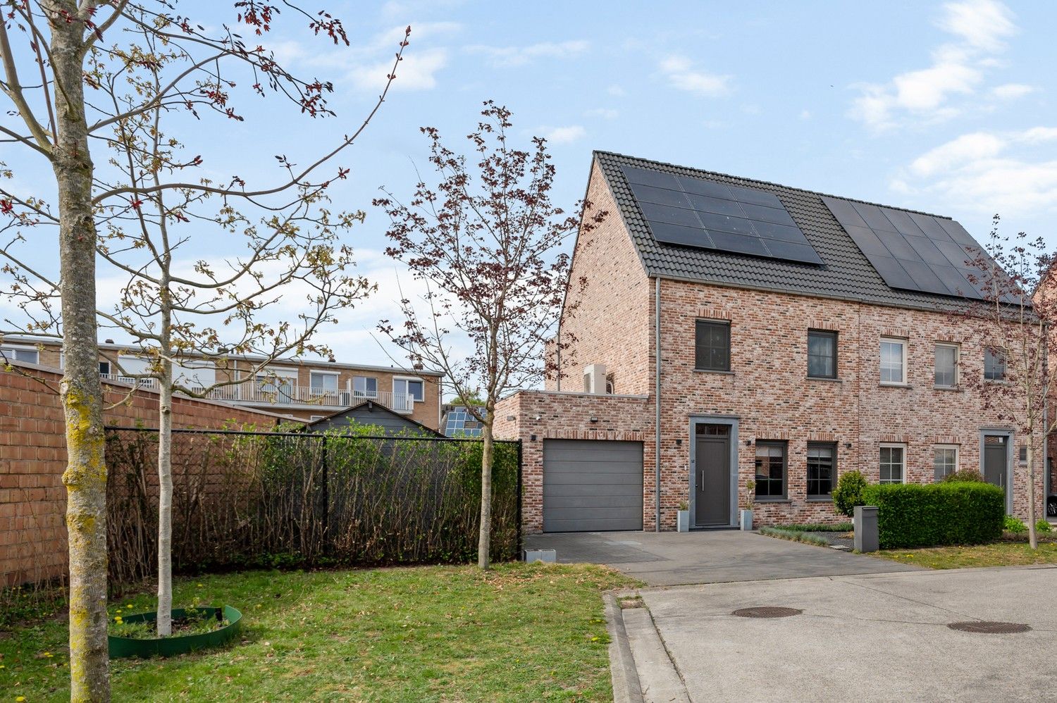 Prachtige HOB met 3 à 4 slaapkamers en ruime tuin dichtbij het centrum van Kapellen foto 2