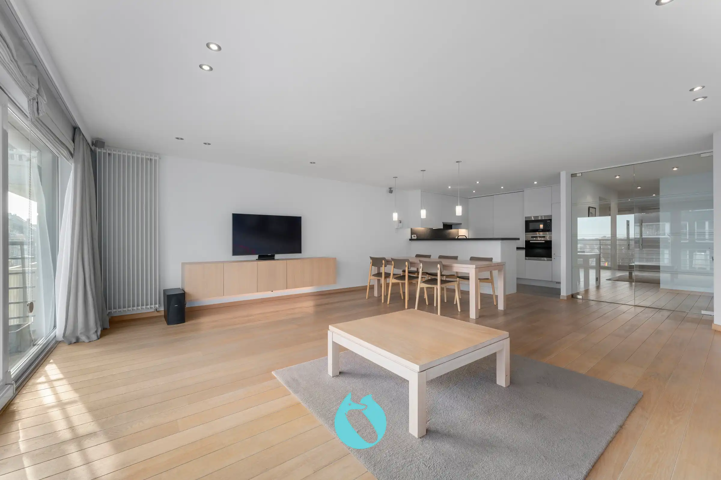 Stijlvol gemeubeld appartement op de Lippenslaan te Knokke foto 4
