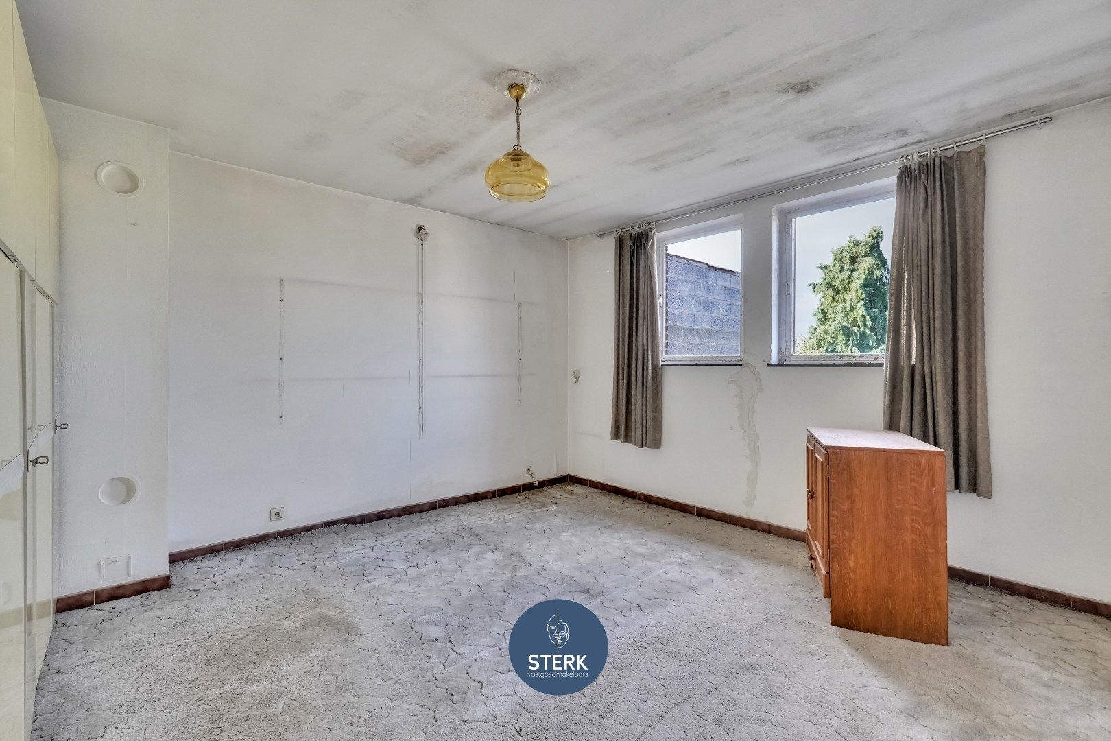 OP TE KNAPPEN GEZINSWONING MET RUIME TUIN TE OPGRIMBIE !  foto 12