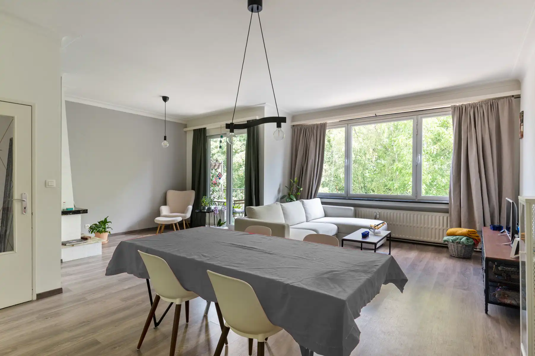 Hoofdfoto van de publicatie: Wonen met zicht op groen: ruim app. met terrassen aan Fort V