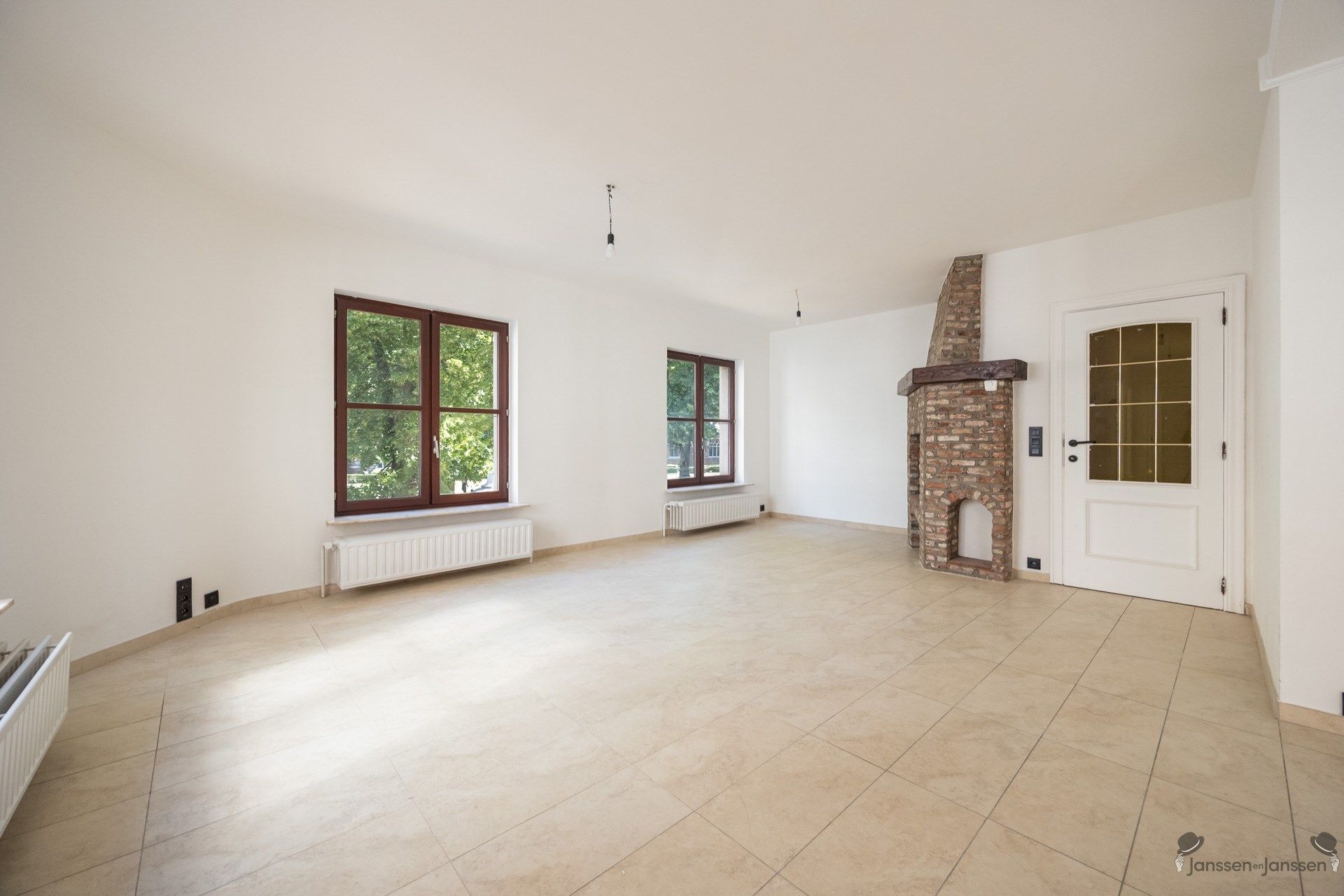 Ruim instapklaar appartement met 3 slaapkamers in hartje Aarschot. foto 6