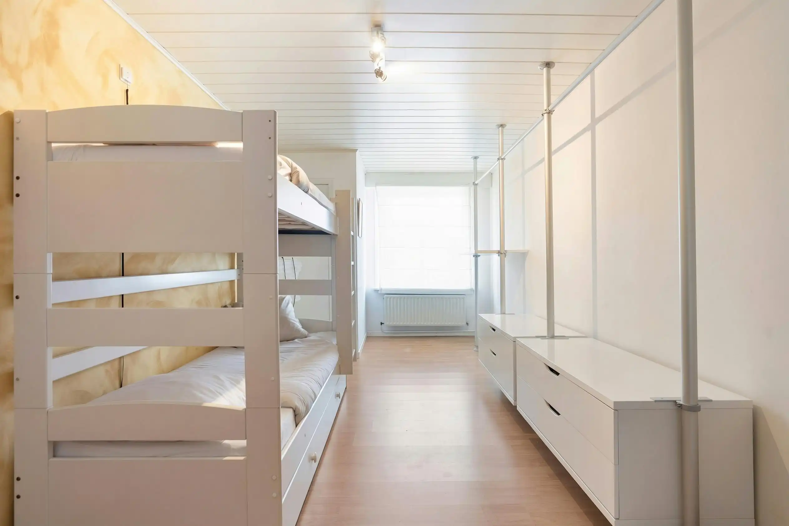 Karaktervolle woning met ruime leefruimtes en prachtige tuin foto 13