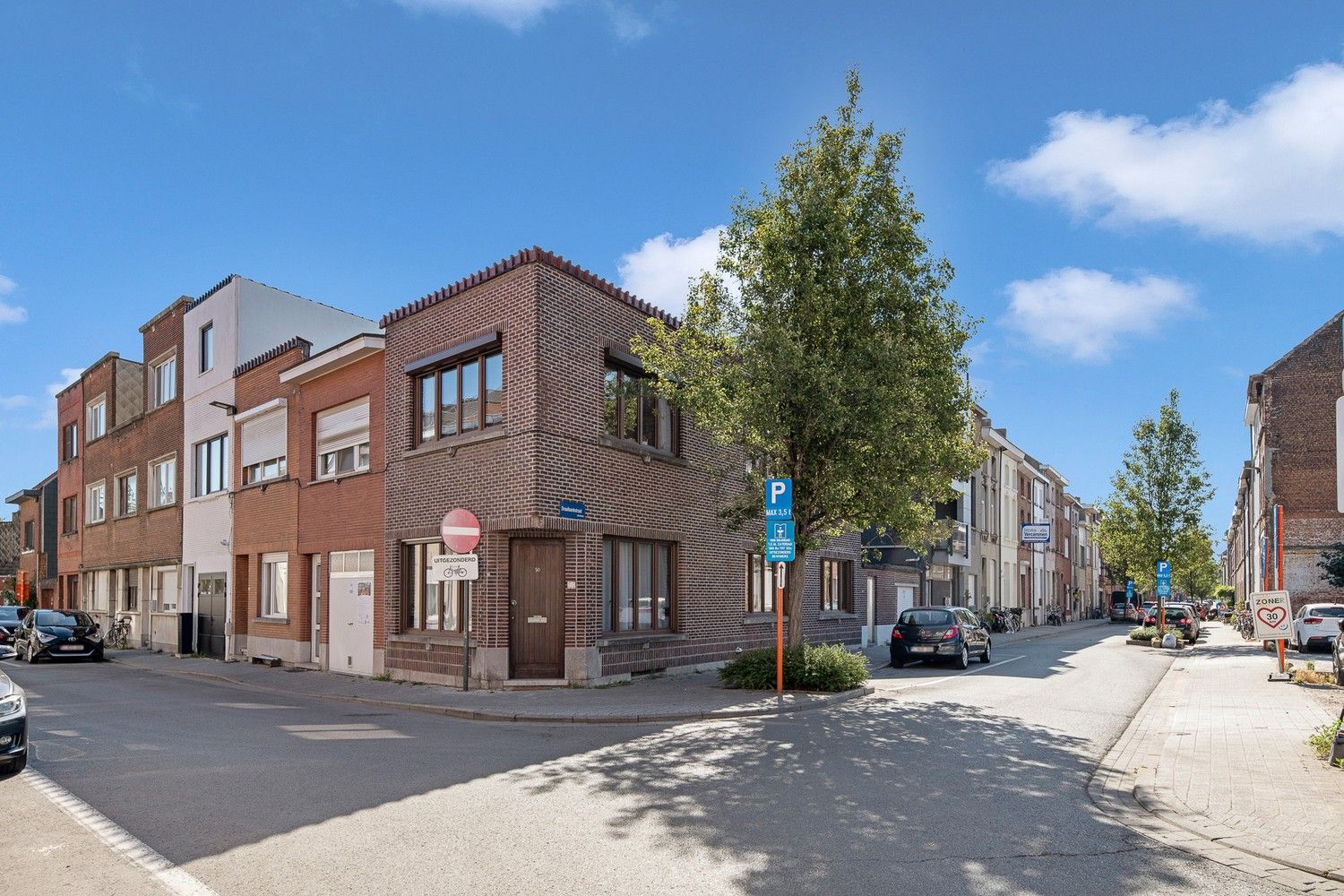 ()=>{if(producerUpdateValueVersion(node),producerAccessed(node),node.value===ERRORED)throw node.error;return node.value} Aambeeldstraat 50 - 2800 Mechelen