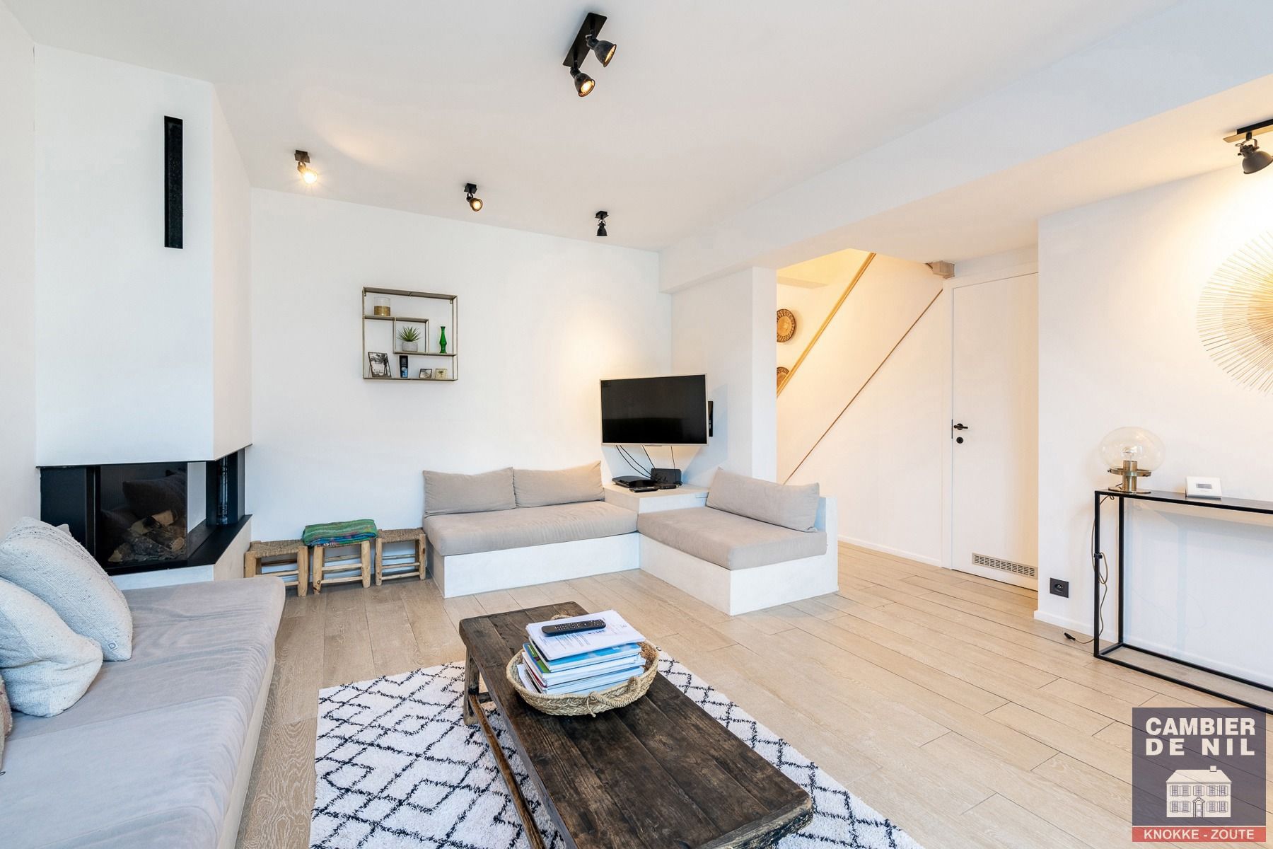 Instapklare, gemeubelde rijwoning met 5 slaapkamers en tuin – hartje Oud-Knokke foto 12