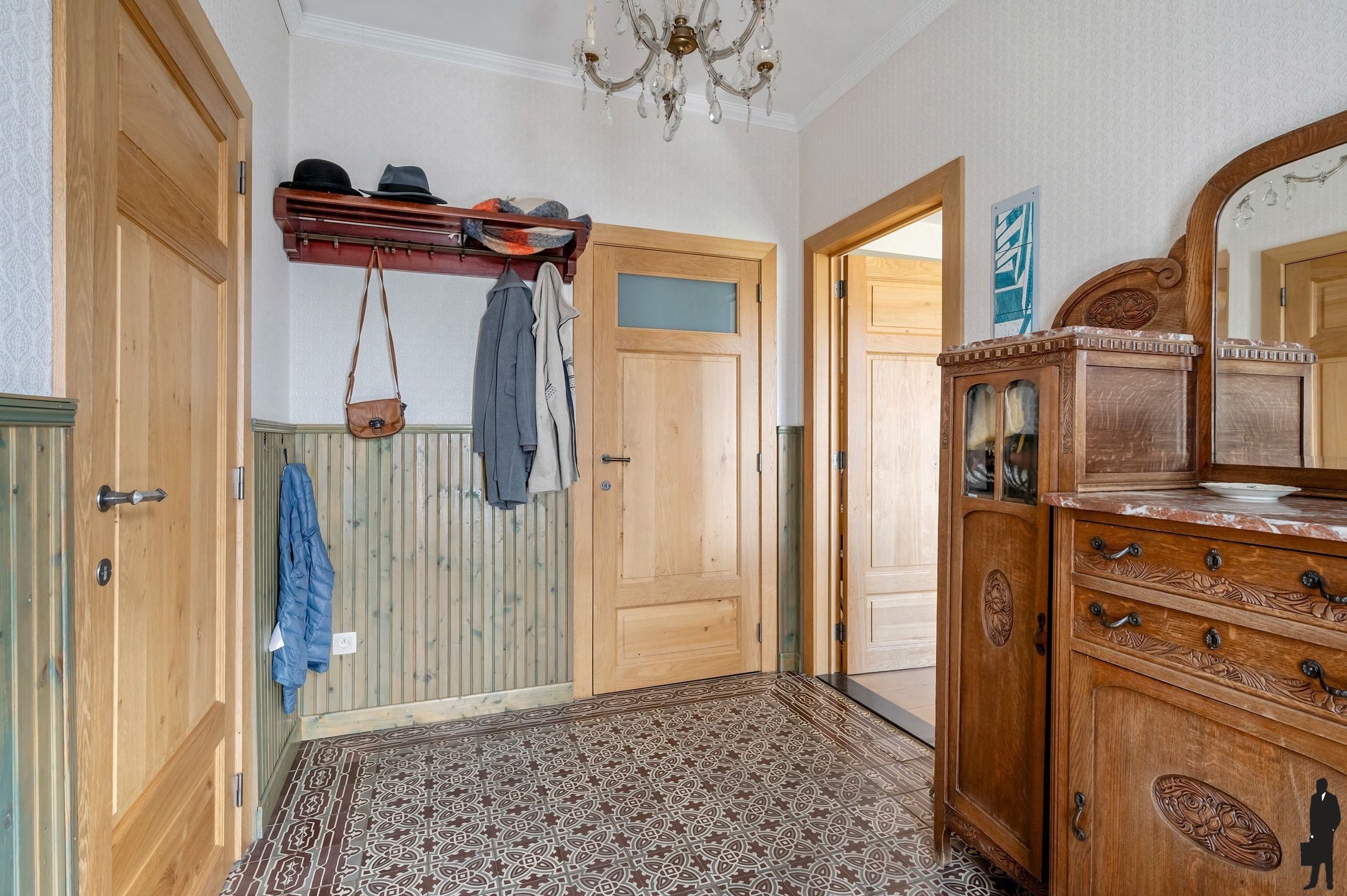Charmante woning op riant perceel met bos te Lichtaart. foto 2