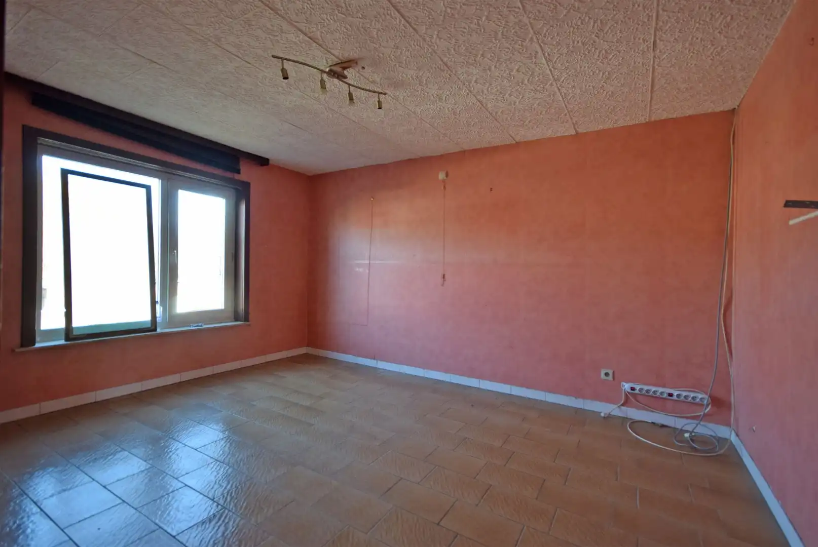 HALFOPEN BEBOUWING MET POTENTIEEL foto 12