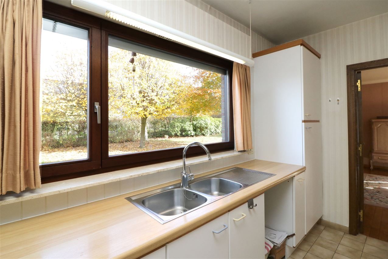 met prachtige tuin, nabij centrum foto 15